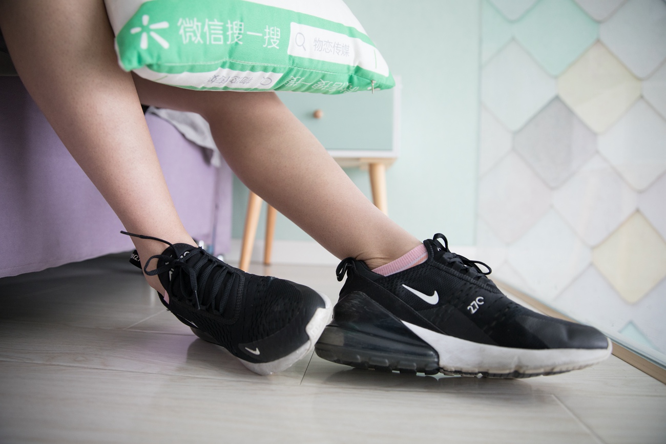 图片[131]-勿恋传媒 No.105 小飞-你是我爱笑的短发姑娘 [152P] – 速更版-美库