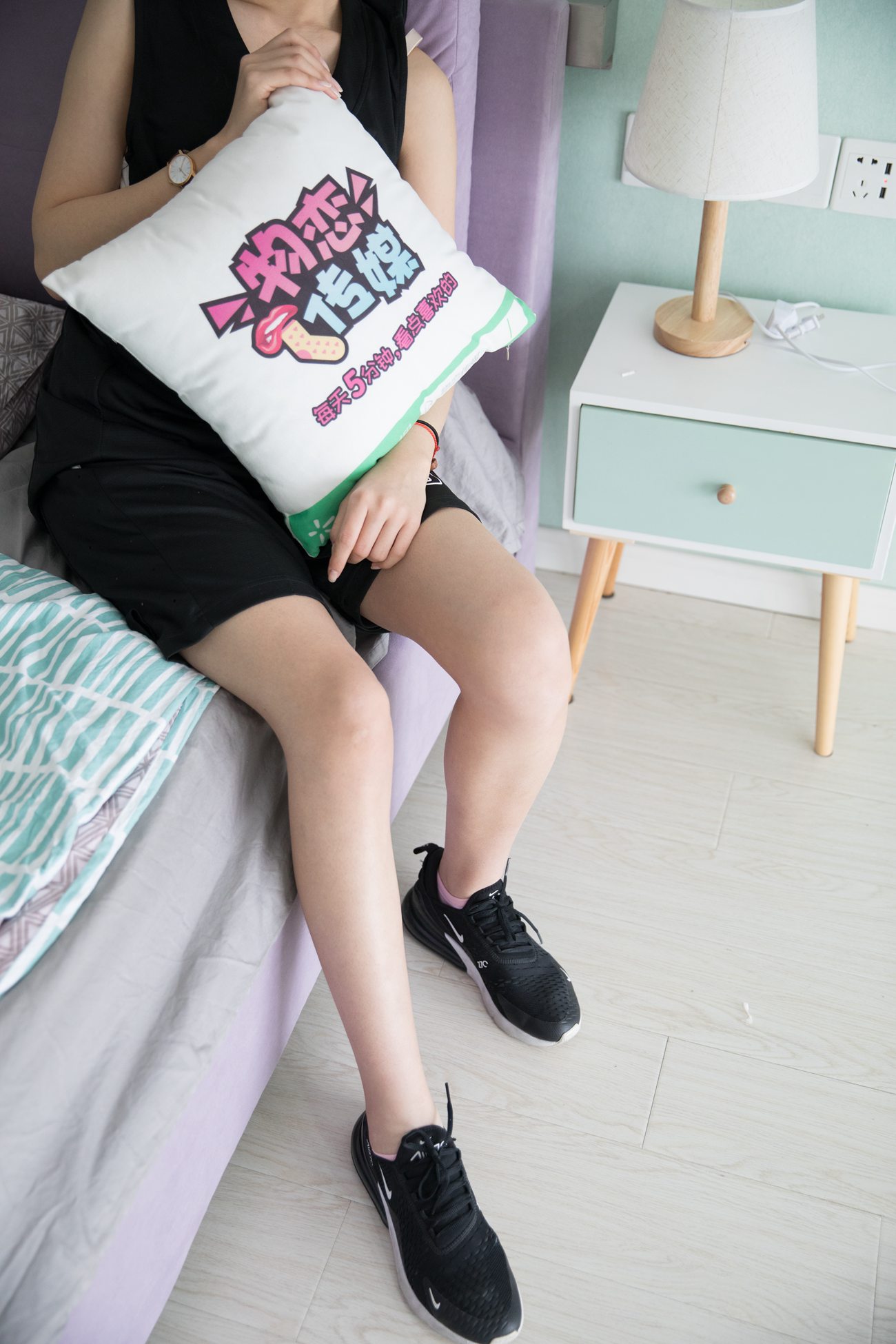 图片[145]-勿恋传媒 No.105 小飞-你是我爱笑的短发姑娘 [152P] – 速更版-美库