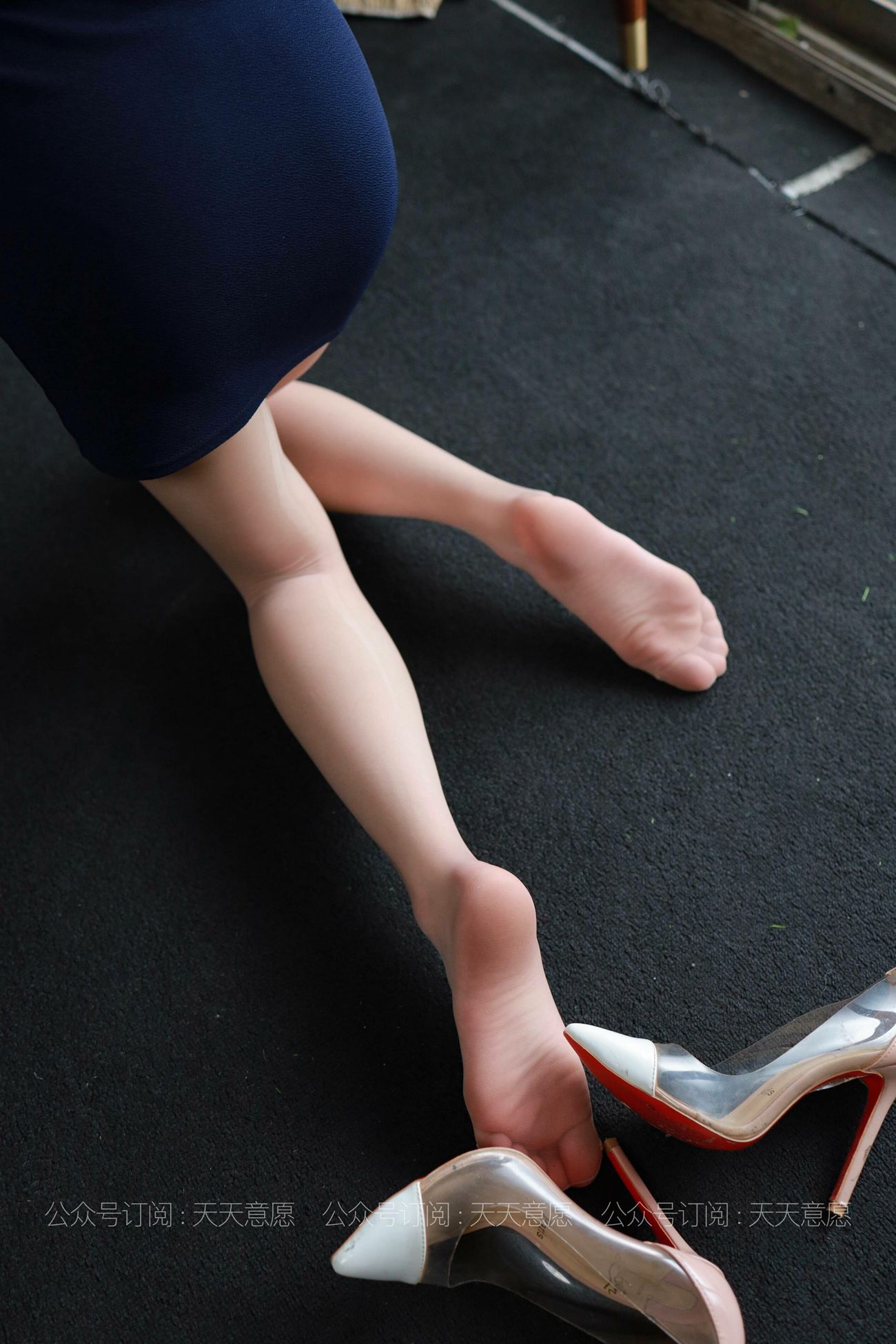 图片[14]-[IESS异思趣向] 2021.05.24 丝享家 813：小六《火辣女秘书》[88P] – 速更版-美库