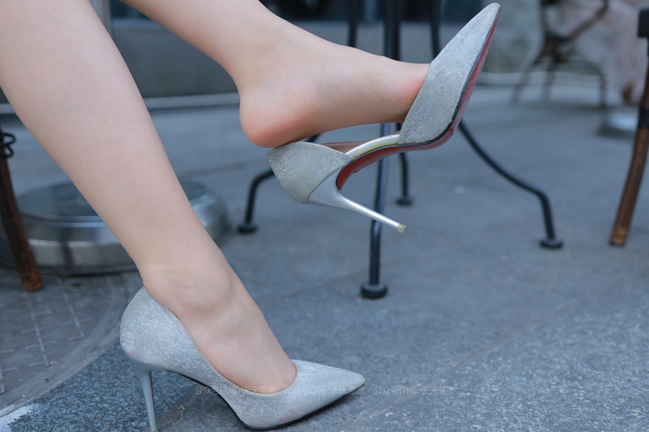 图片[41]-[IESS异思趣向] 2021.05.25 丝享家 814：小婕《肉丝白裙俏佳人》[79P] – 速更版-美库