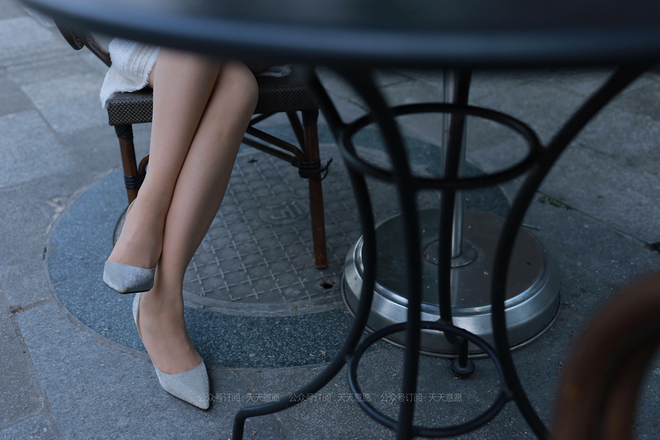 图片[76]-[IESS异思趣向] 2021.05.25 丝享家 814：小婕《肉丝白裙俏佳人》[79P] – 速更版-美库