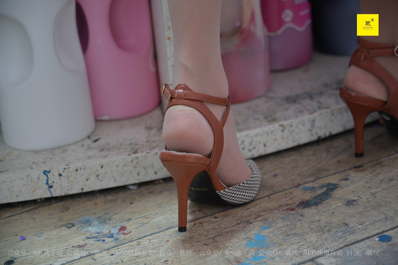 图片[73]-[IESS异思趣向] 耽丝 《两位插班生的画室风波》① 婉萍[78P] – 速更版-美库