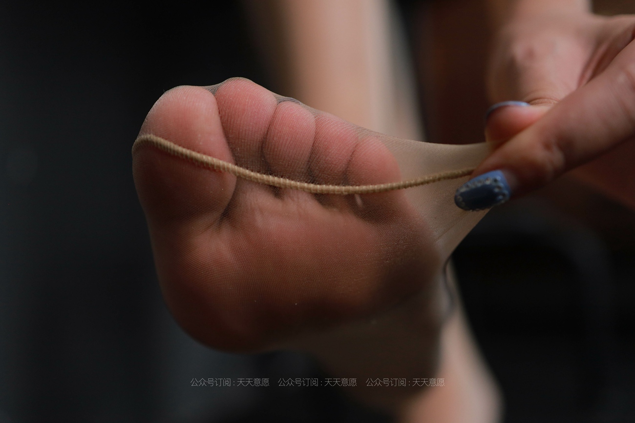 图片[16]-[IESS异思趣向] 耽丝 210609 西瓜 的职业装展示 [87P] – 速更版-美库