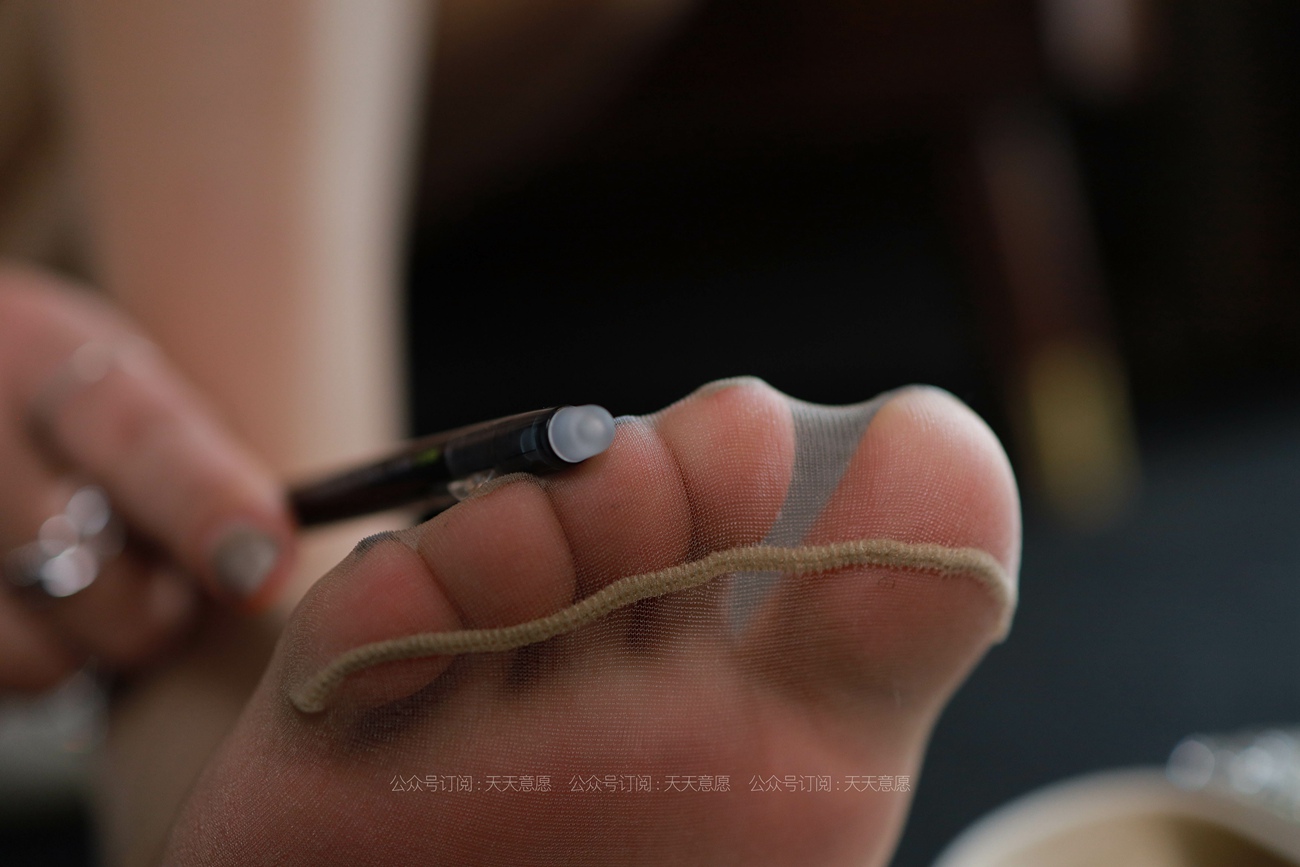 图片[51]-[IESS异思趣向] 耽丝 210609 西瓜 的职业装展示 [87P] – 速更版-美库