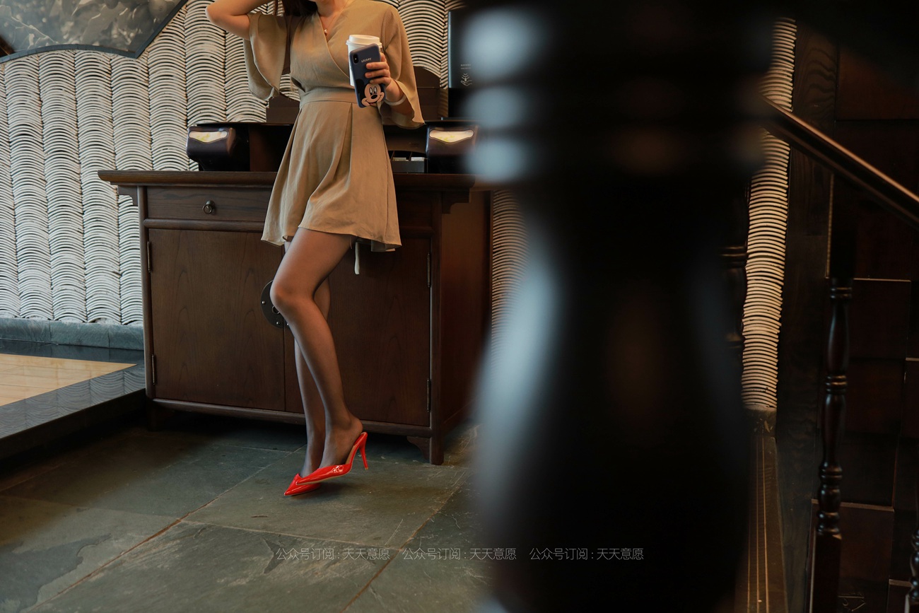 图片[55]-[IESS异思趣向] 耽丝 210611 小婕的迷人红高跟 [90P] – 速更版-美库