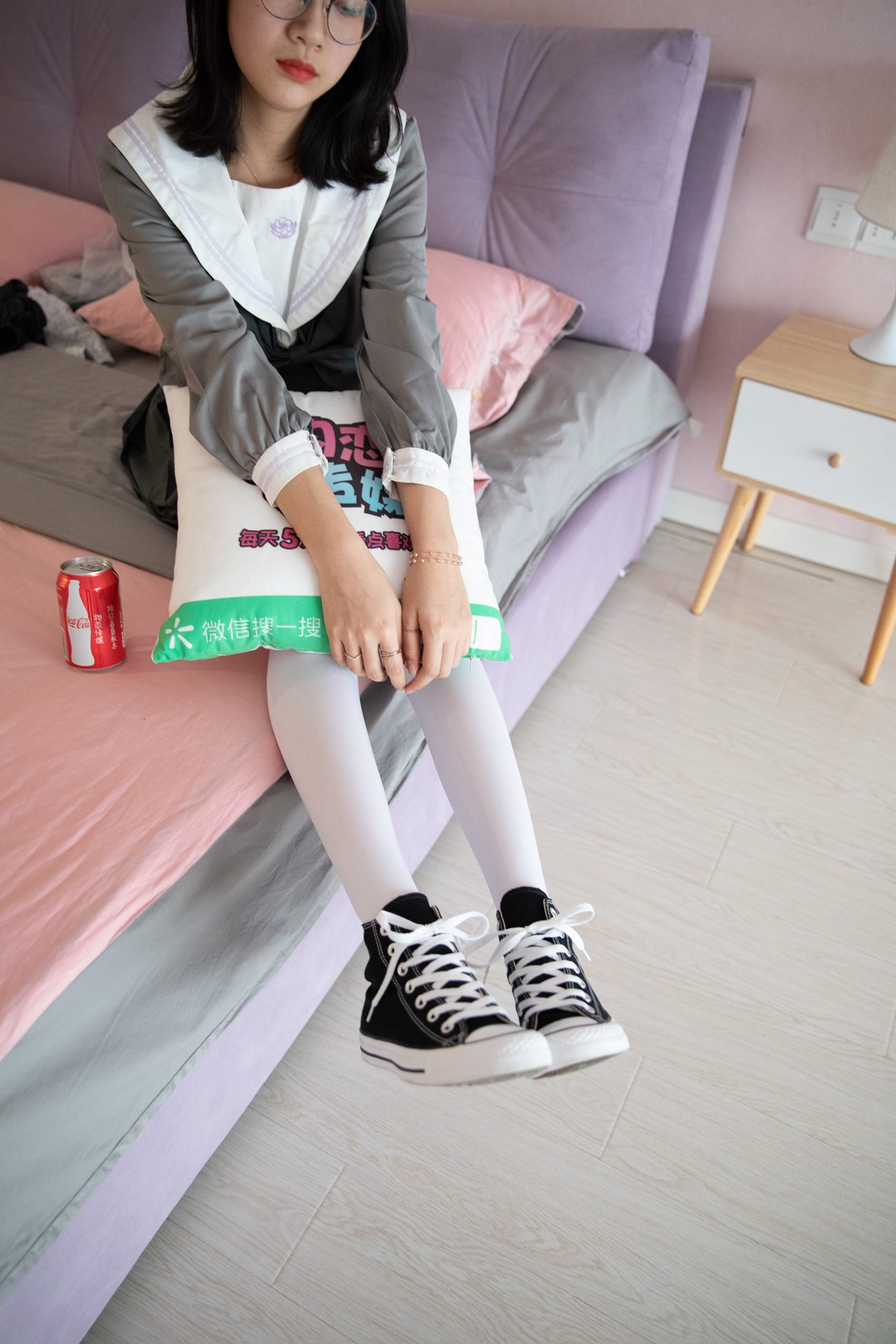 图片[87]-勿恋传媒 No.112 落落-荷叶边加白丝 [116P] – 速更版-美库