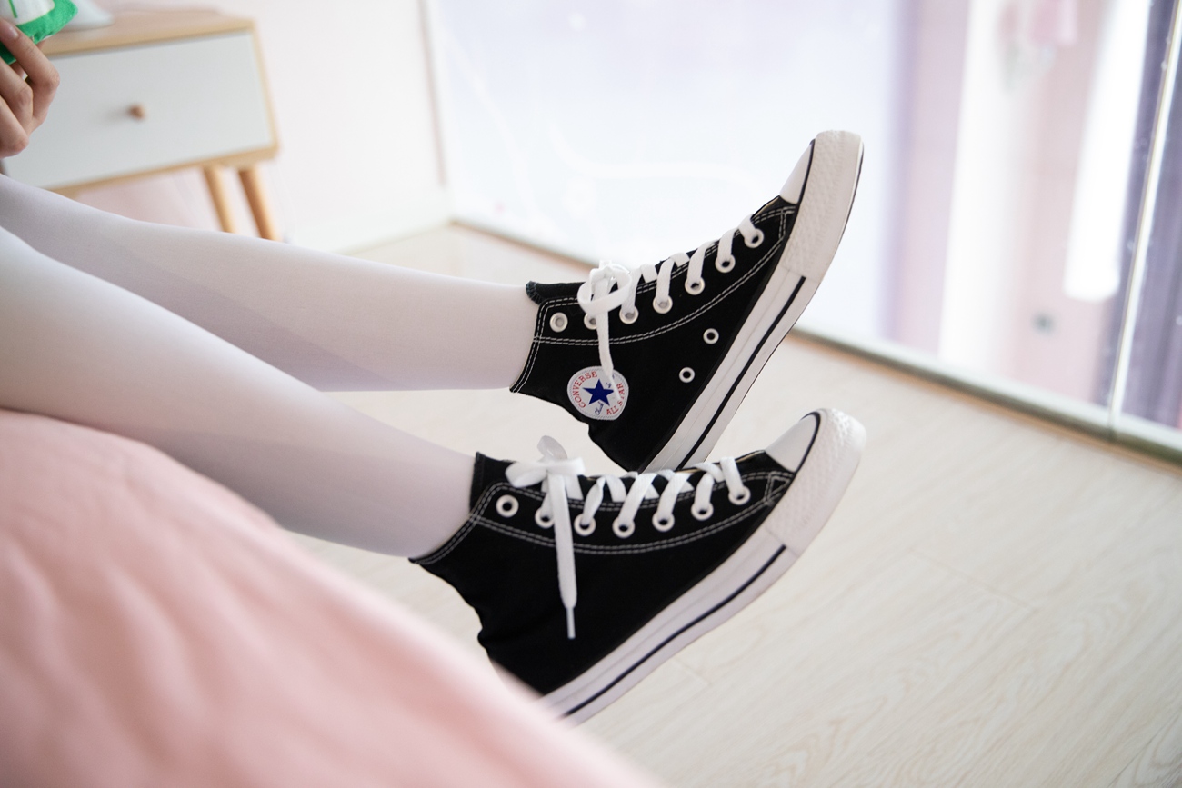 图片[91]-勿恋传媒 No.112 落落-荷叶边加白丝 [116P] – 速更版-美库