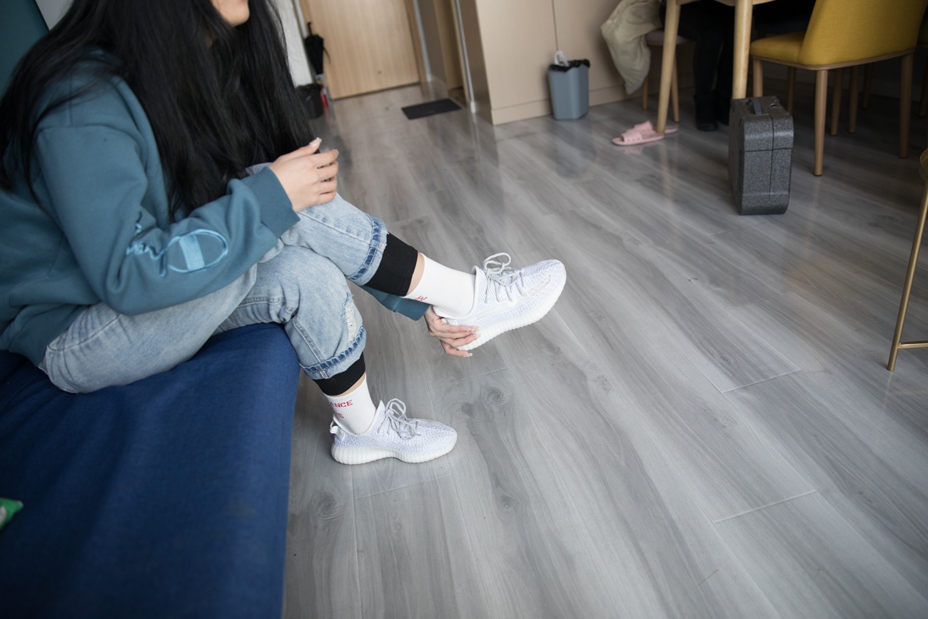 图片[123]-勿恋传媒 No.113 铛铛-可爱的披肩发娃娃脸女生 [150P] – 速更版-美库