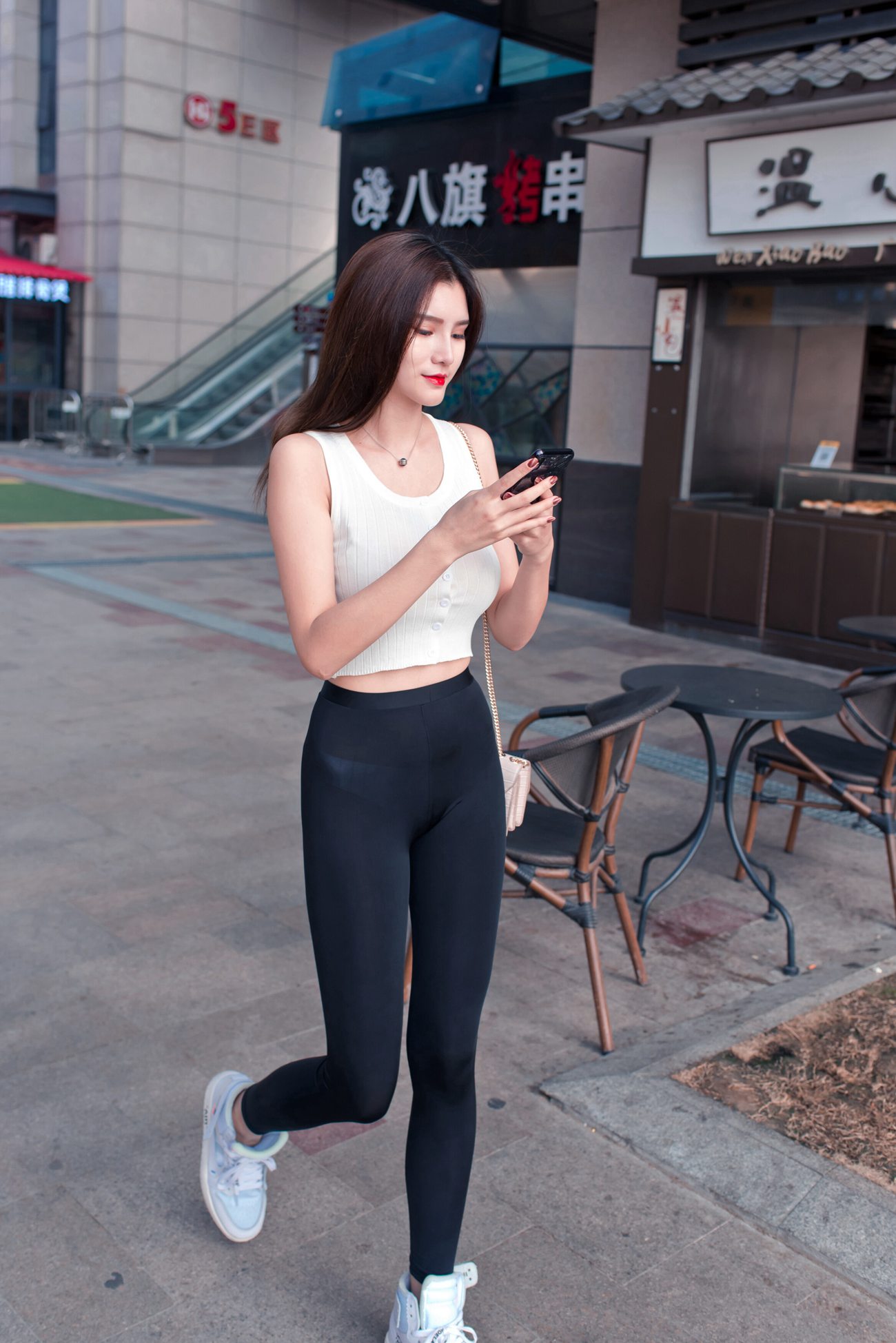 图片[3]-唯美街拍 NO.433 身材超好的户外运动美女（一） [85P]-翎羽暗房