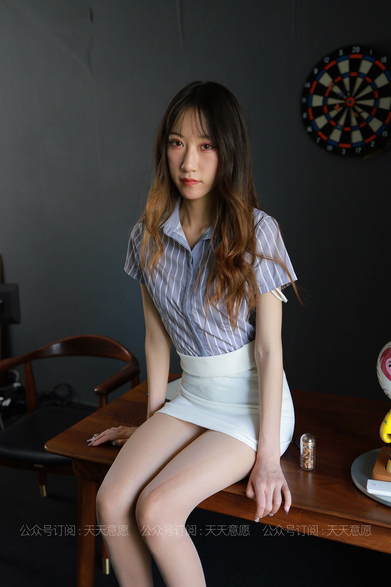 图片[29]-[IESS异思趣向] 耽丝 210611 小婕的迷人红高跟 [89P] – 速更版-美库