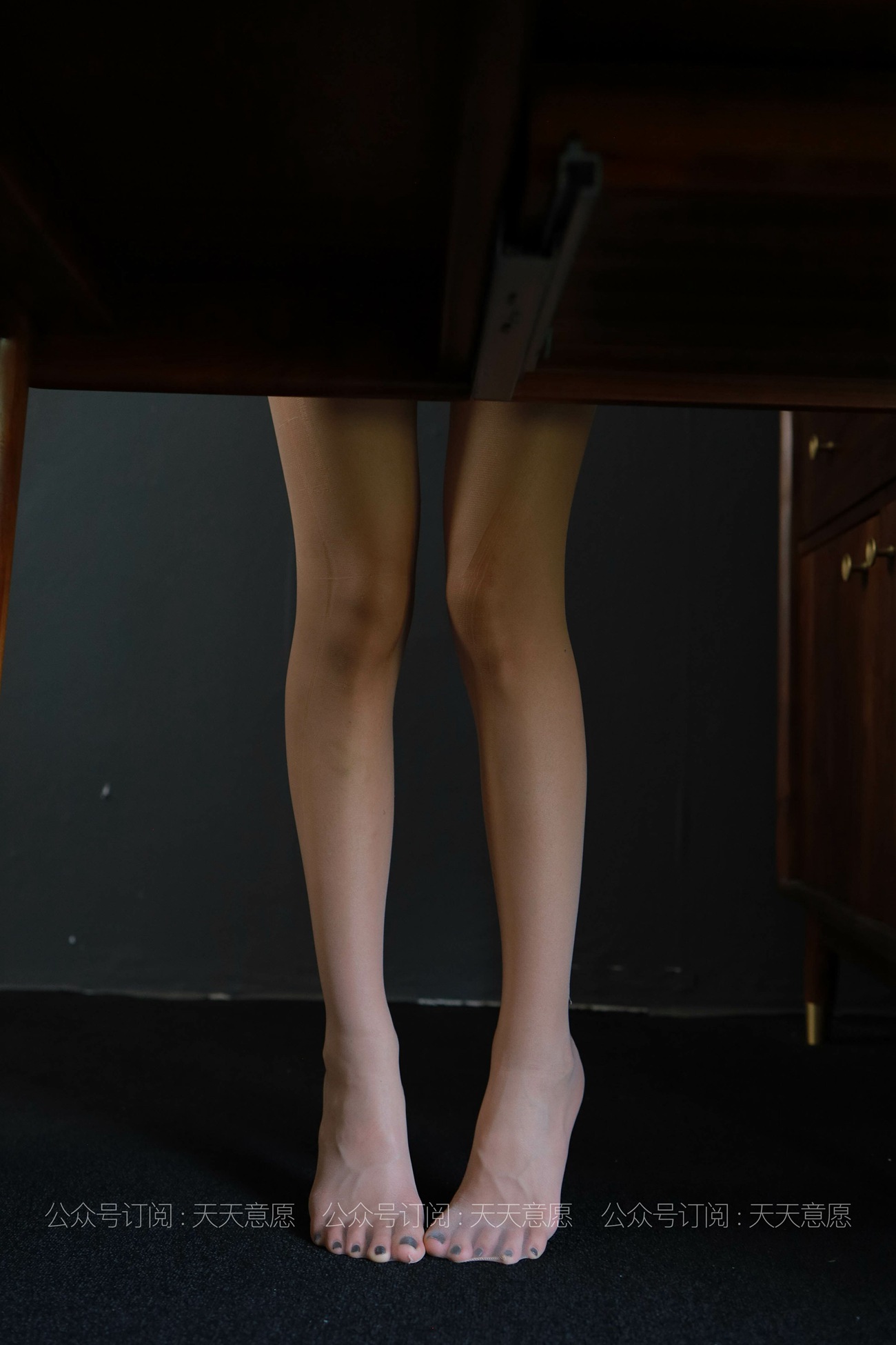 图片[45]-[IESS异思趣向] 耽丝 210611 小婕的迷人红高跟 [89P] – 速更版-美库