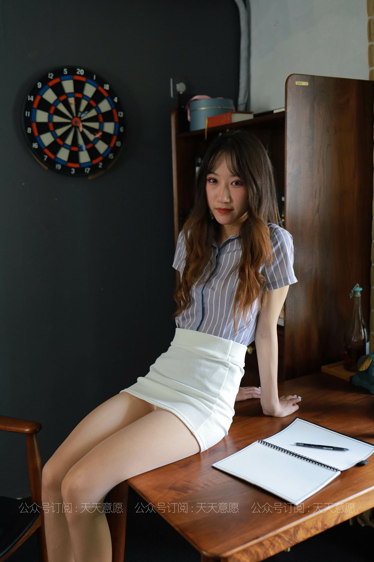 图片[73]-[IESS异思趣向] 耽丝 210611 小婕的迷人红高跟 [89P] – 速更版-美库