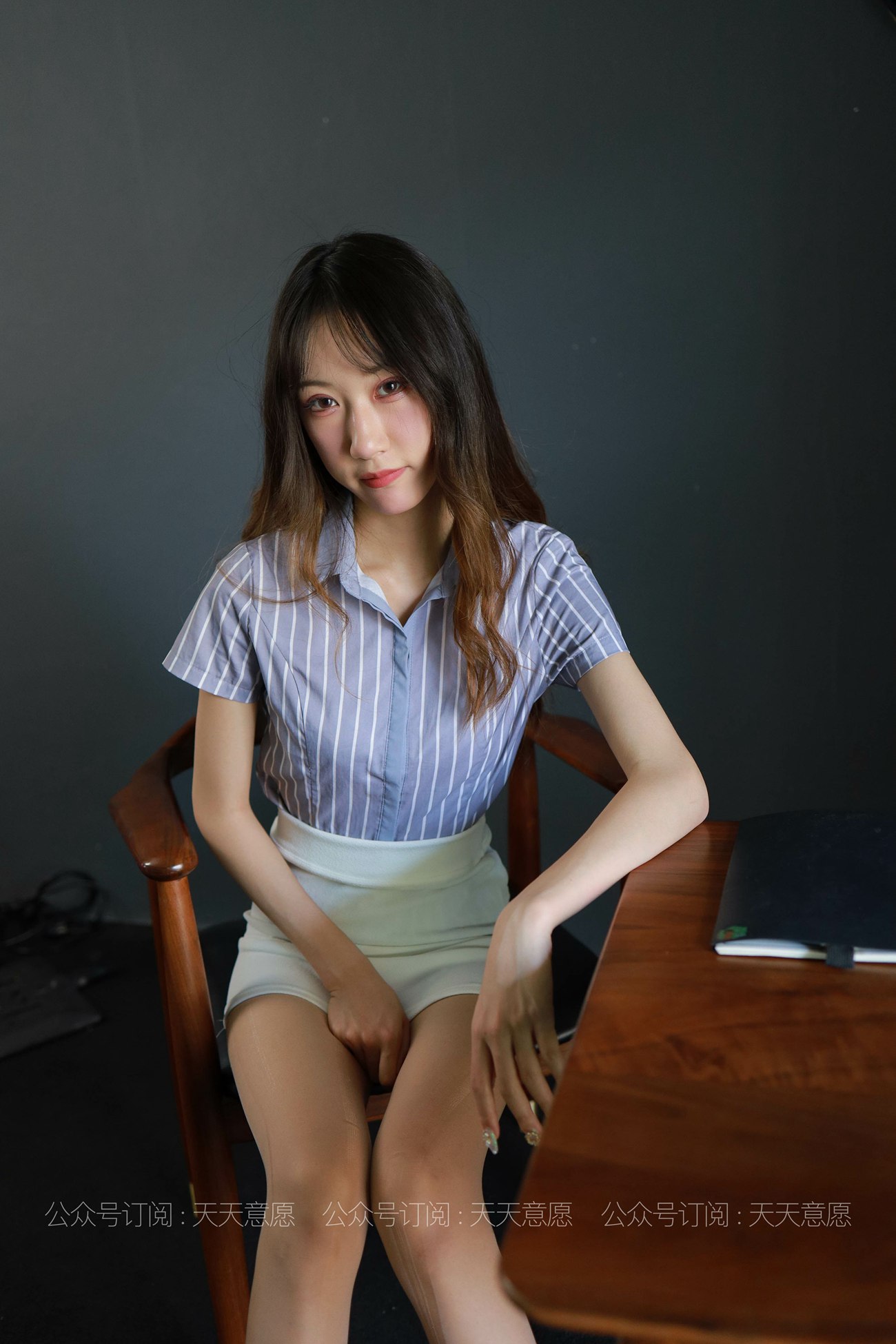 图片[82]-[IESS异思趣向] 耽丝 210611 小婕的迷人红高跟 [89P] – 速更版-美库