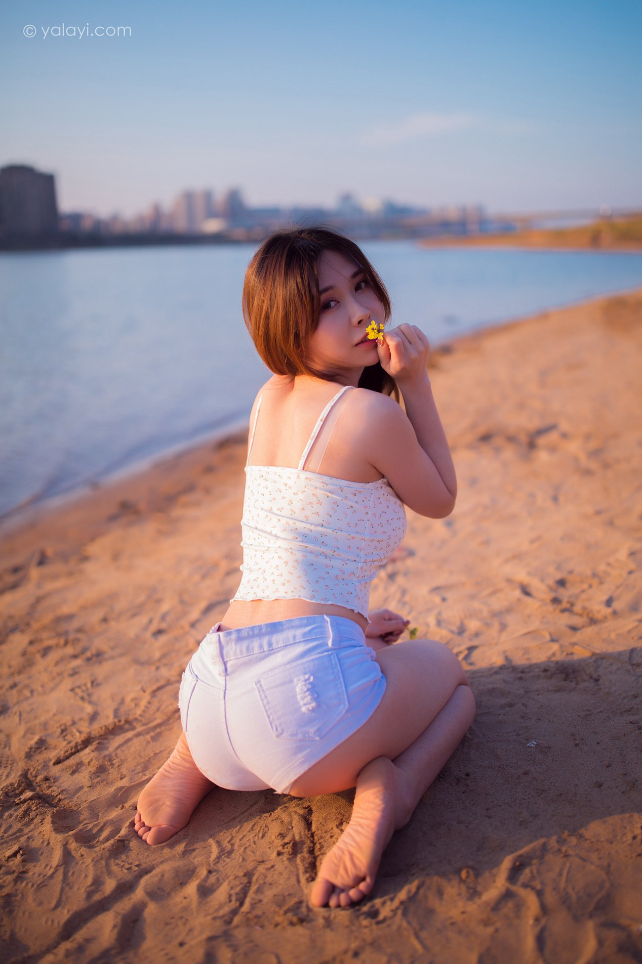 图片[23]-[YALAYI雅拉伊] 2021.09.19 No.843 跋山涉水 香草 [33P] – 速更版-美库