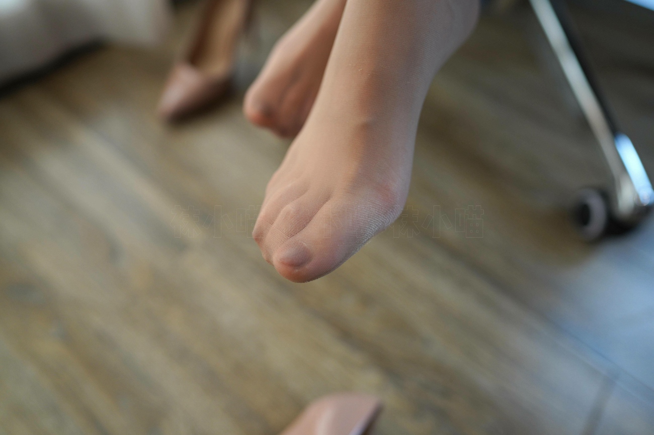 图片[42]-[kittyWawa袜小喵]KT301 丝绸[77P] – 速更版-美库