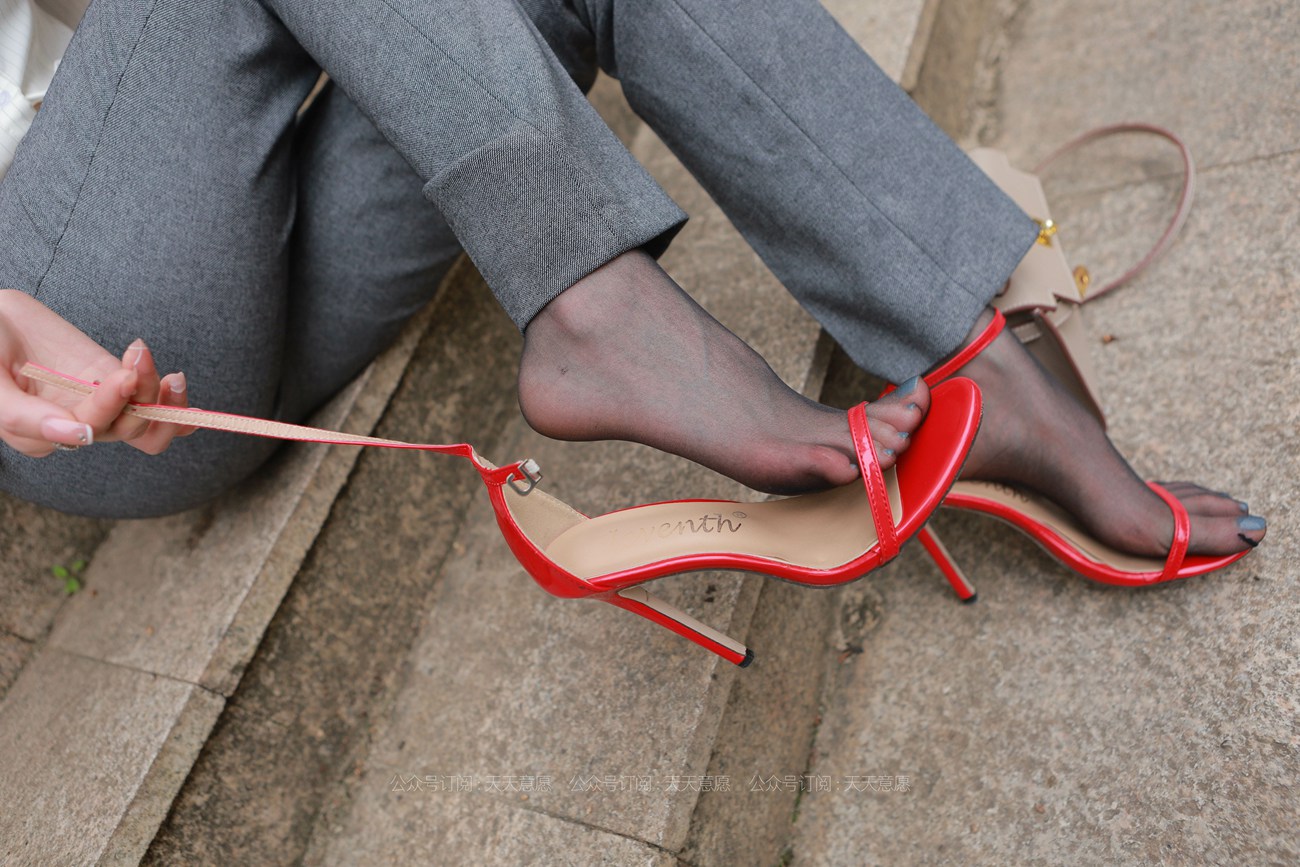 图片[64]-[IESS异思趣向] 耽丝 210618 六月女神特辑-佳爷 [84P] – 速更版-美库