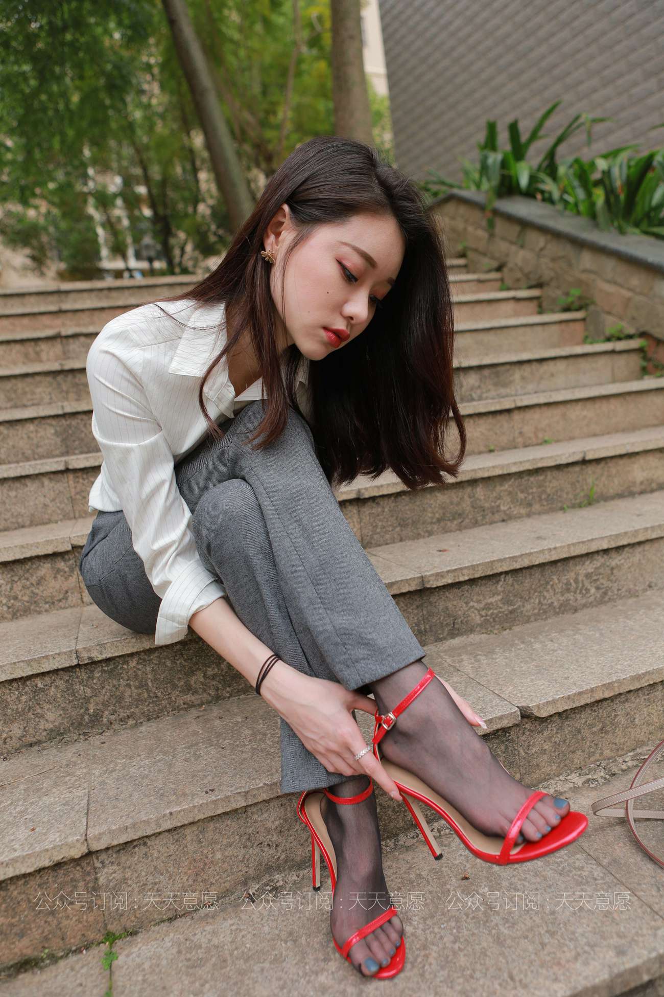 图片[77]-[IESS异思趣向] 耽丝 210618 六月女神特辑-佳爷 [84P] – 速更版-美库