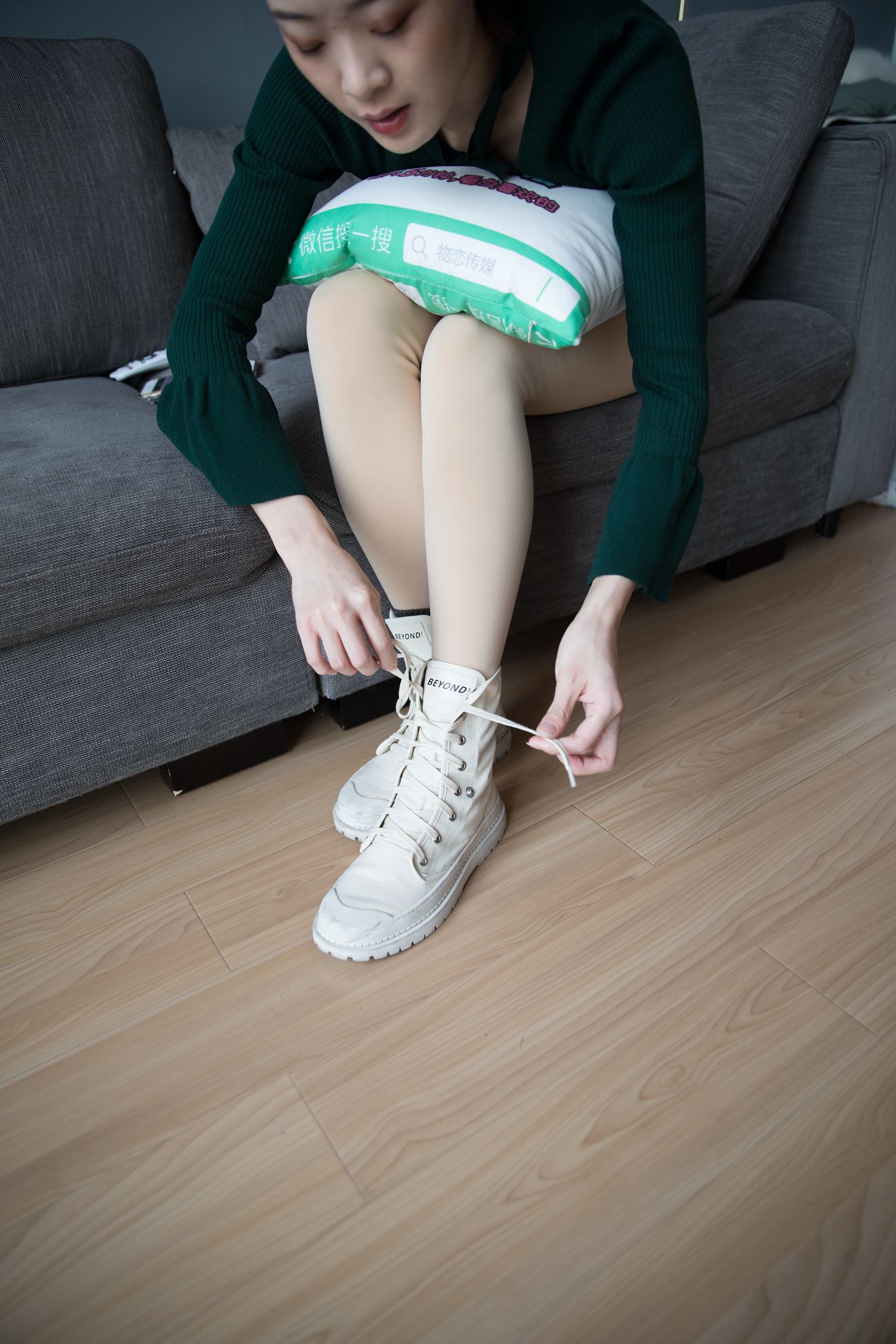 图片[32]-勿恋传媒 No.122 如夕-如戏，马丁靴和丝袜的秘密 [133P] – 速更版-美库