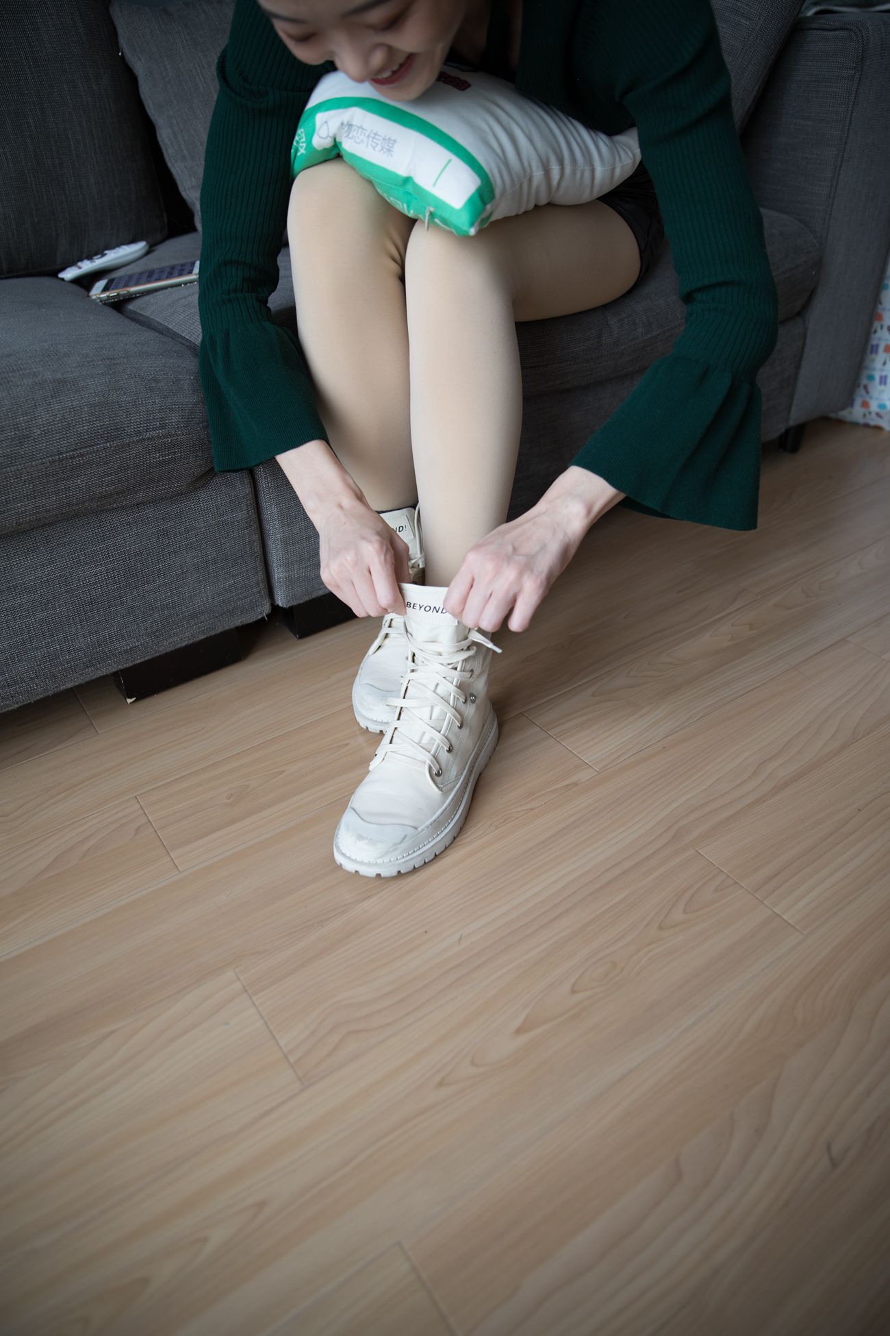 图片[40]-勿恋传媒 No.122 如夕-如戏，马丁靴和丝袜的秘密 [133P] – 速更版-美库