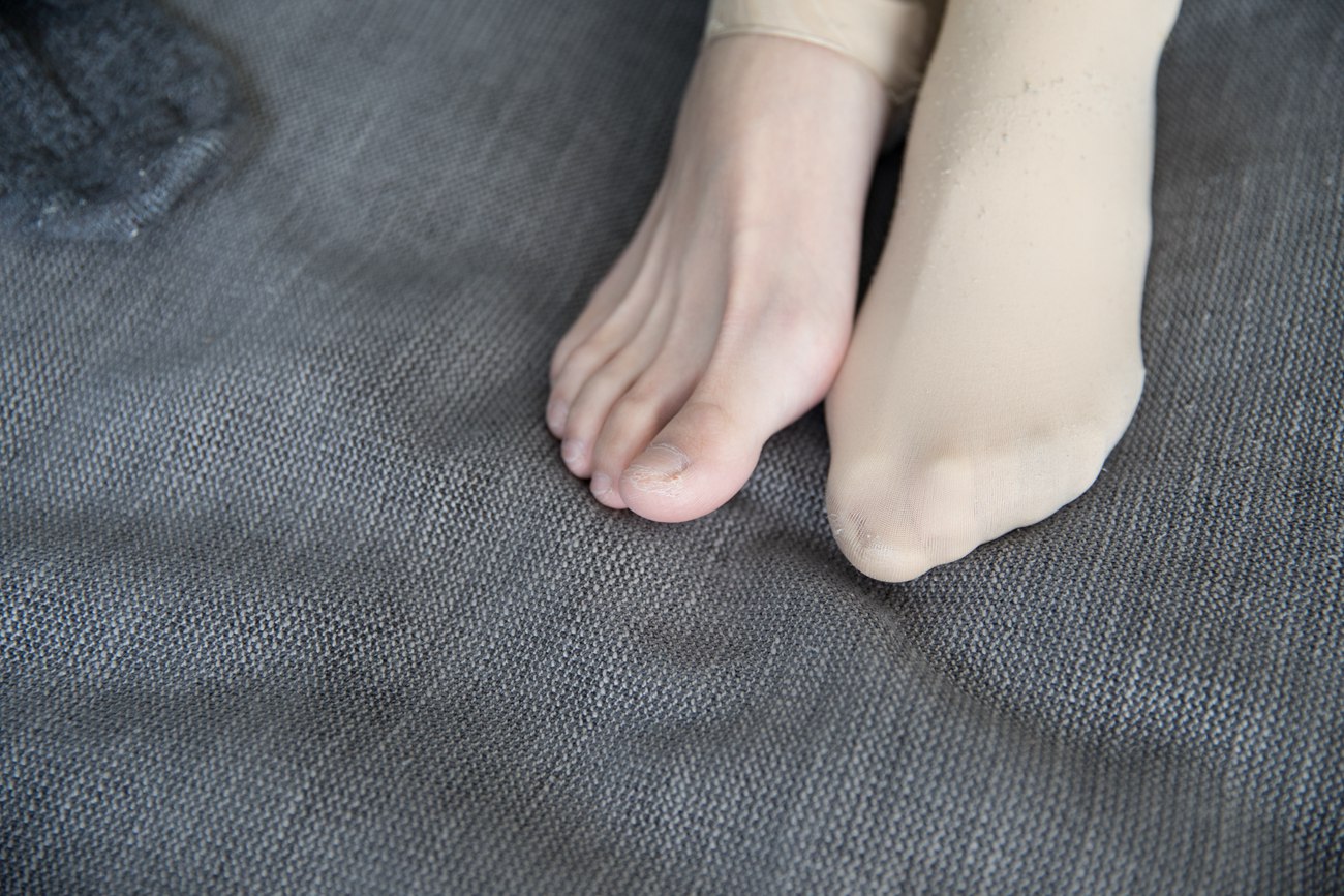 图片[126]-勿恋传媒 No.122 如夕-如戏，马丁靴和丝袜的秘密 [133P] – 速更版-美库