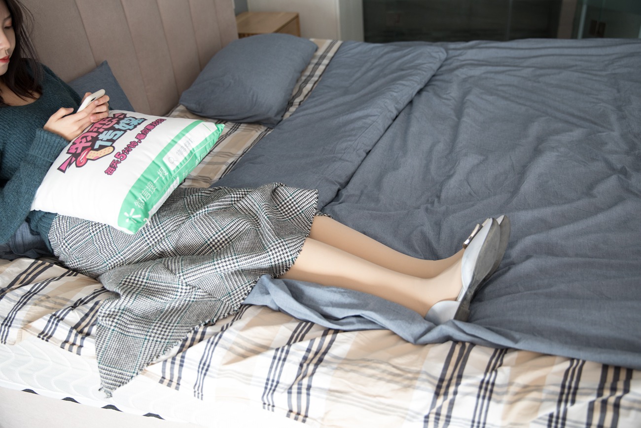 图片[17]-勿恋传媒 No.124 可儿-床边的肉丝秀 [99P] – 速更版-美库