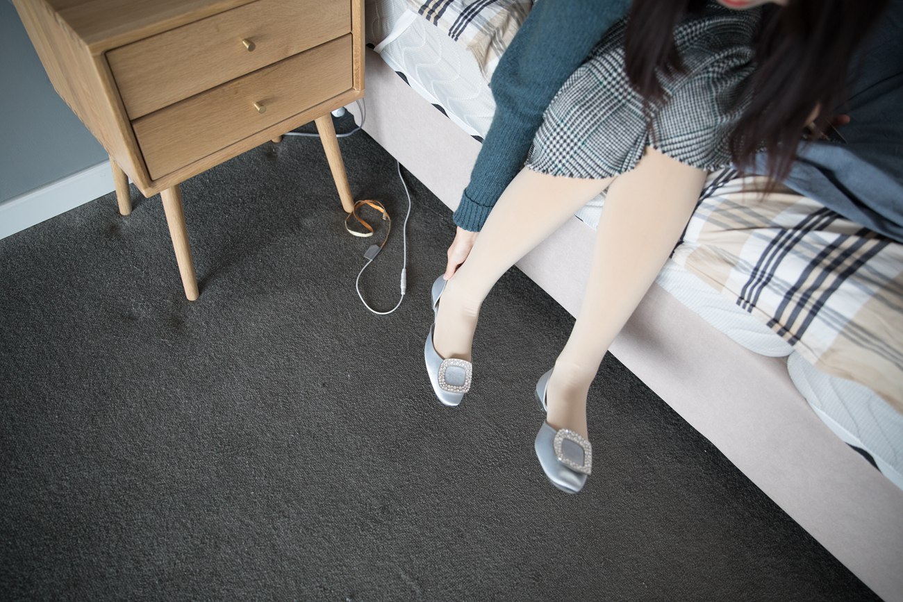 图片[23]-勿恋传媒 No.124 可儿-床边的肉丝秀 [99P] – 速更版-美库