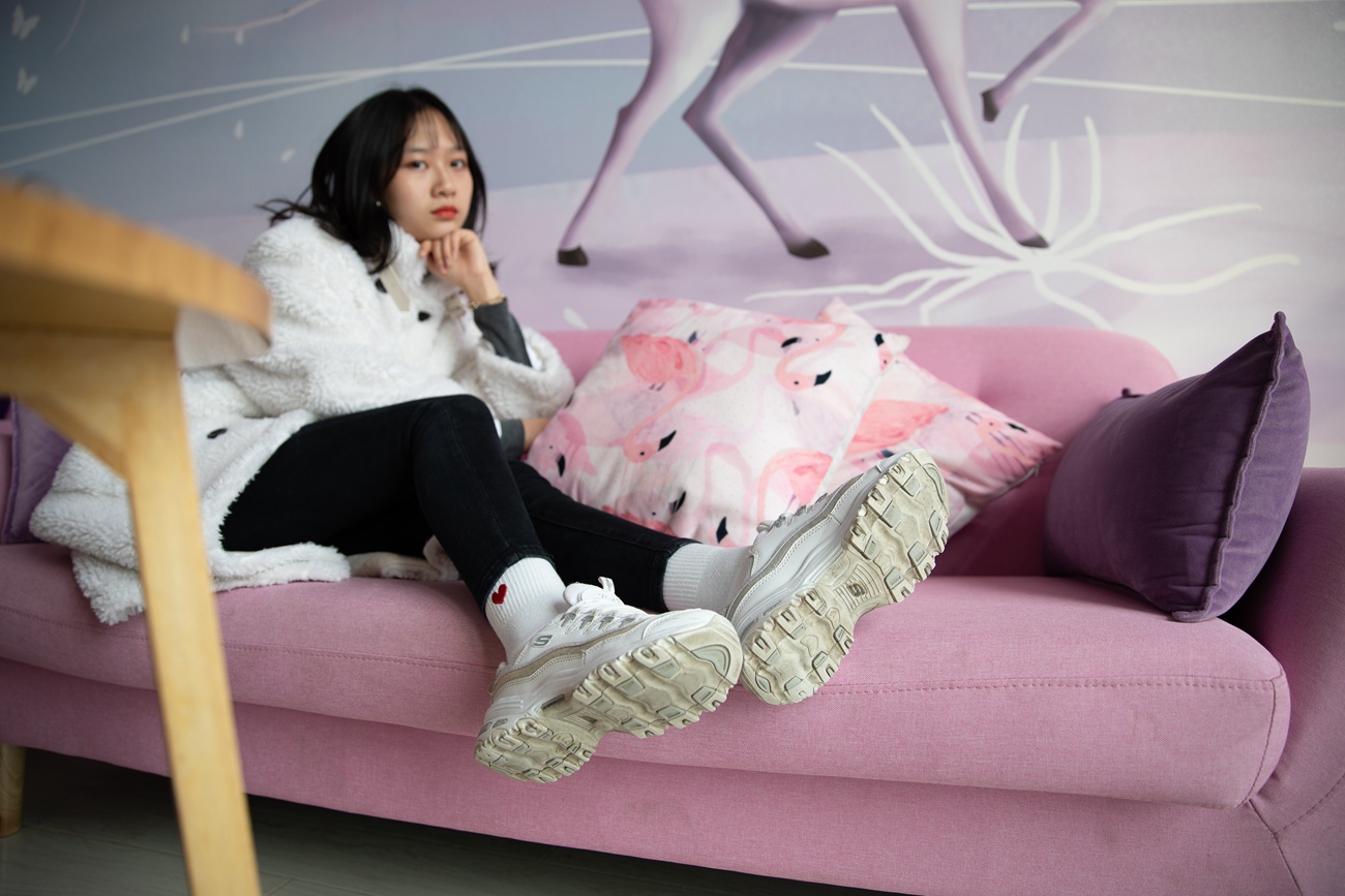 图片[25]-勿恋传媒 No.125 落落-实力演绎东北妹字的冬天 [218P] – 速更版-美库