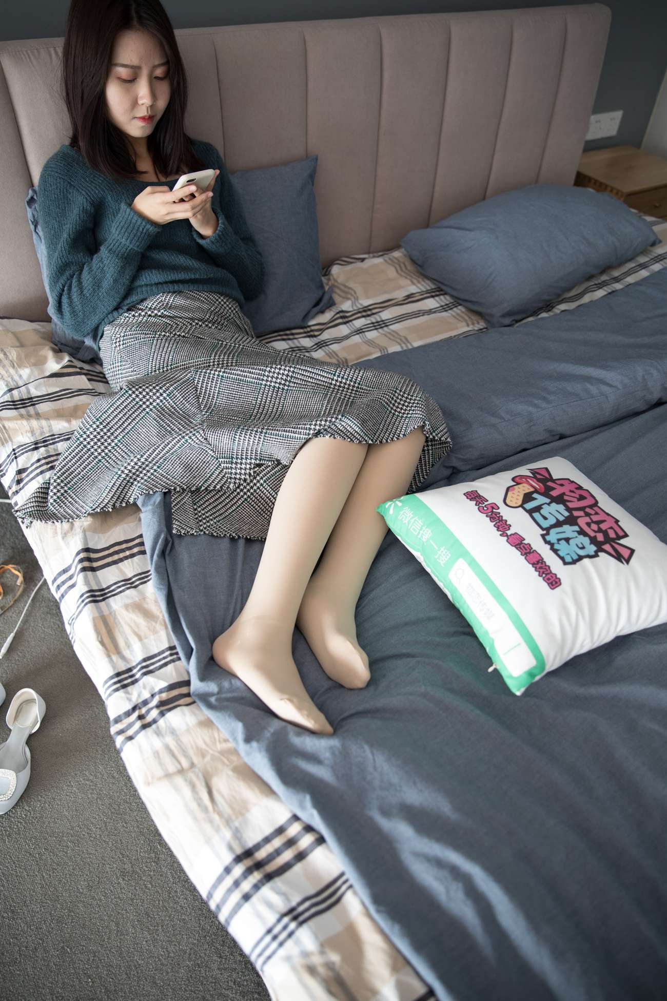 图片[46]-勿恋传媒 No.124 可儿-床边的肉丝秀 [99P] – 速更版-美库