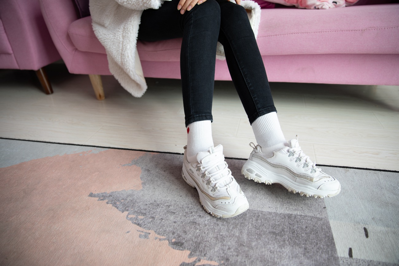 图片[33]-勿恋传媒 No.125 落落-实力演绎东北妹字的冬天 [218P] – 速更版-美库