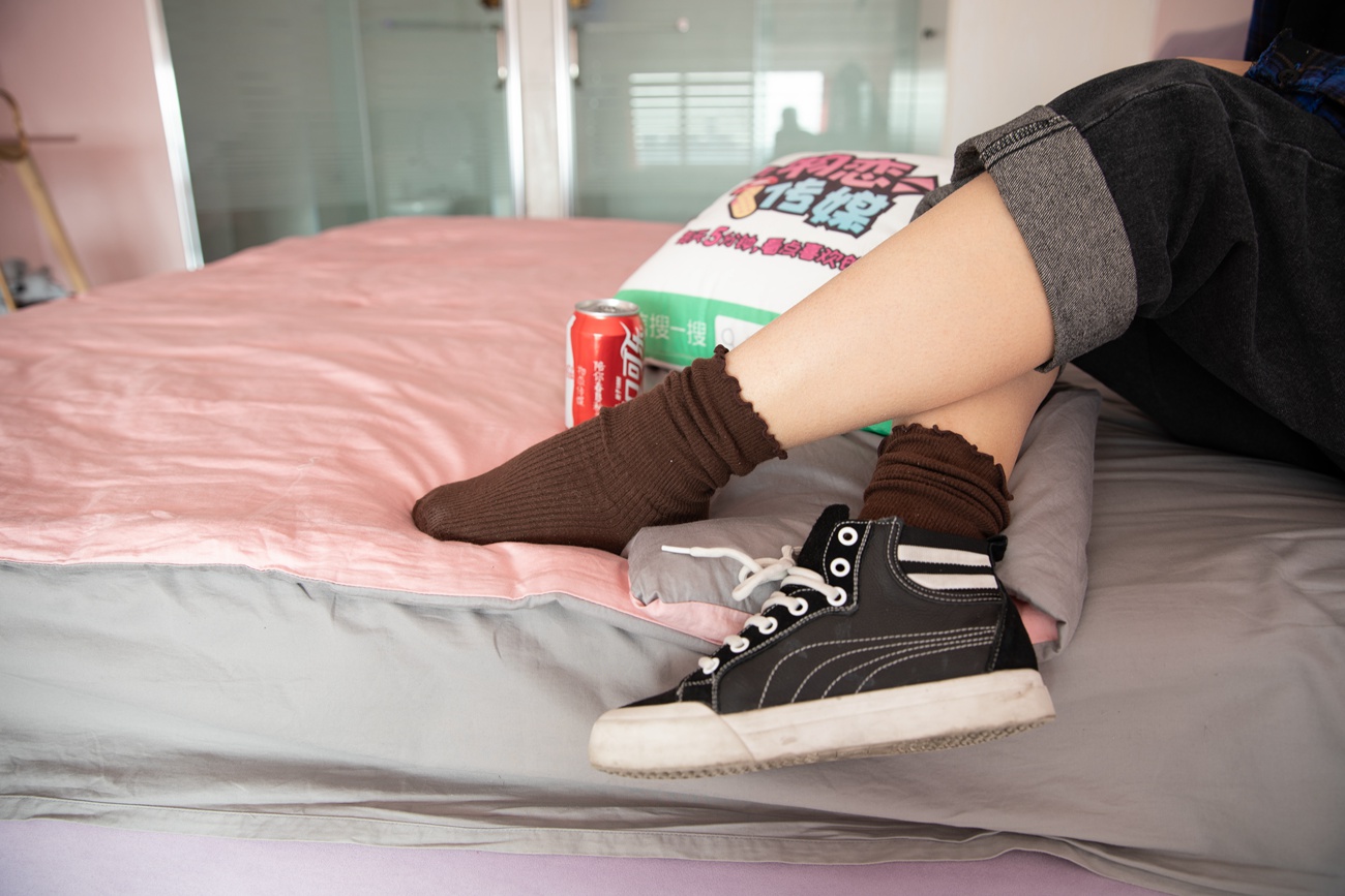 图片[25]-勿恋传媒 No.126 曼文-魔法少女的文艺范 [162P] – 速更版-美库