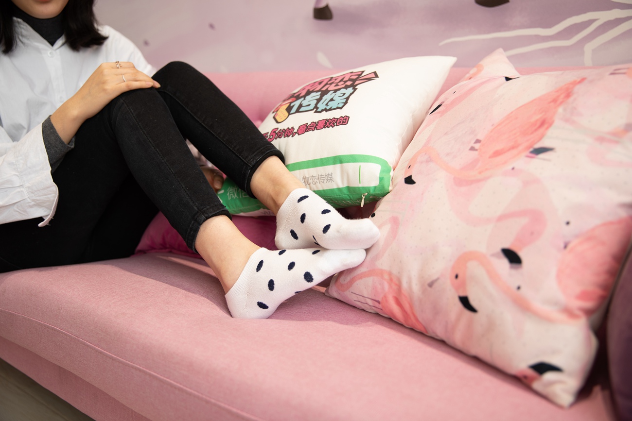 图片[151]-勿恋传媒 No.125 落落-实力演绎东北妹字的冬天 [218P] – 速更版-美库