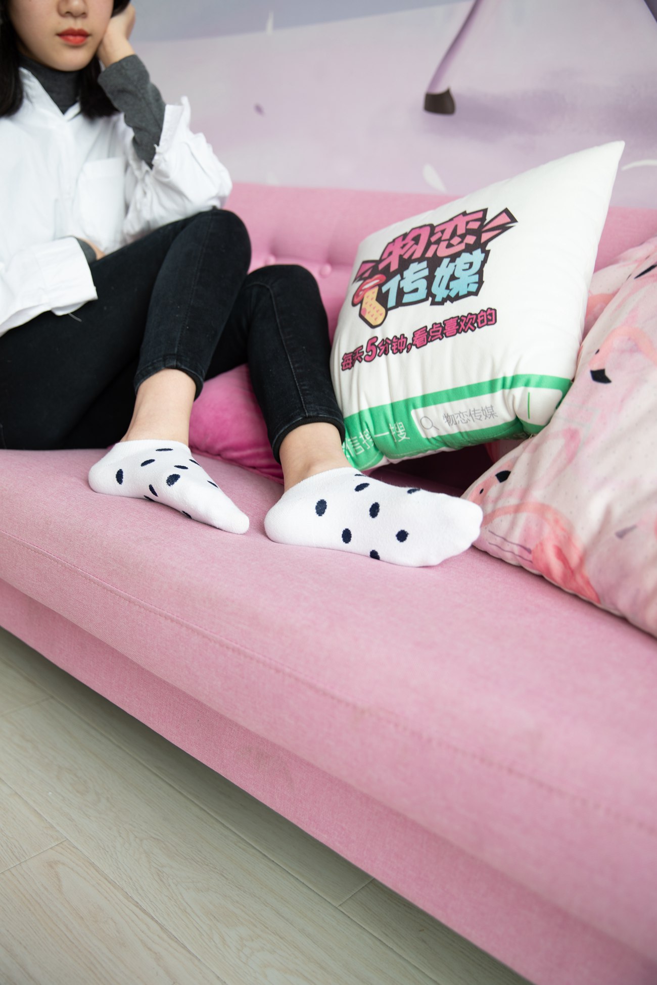 图片[165]-勿恋传媒 No.125 落落-实力演绎东北妹字的冬天 [218P] – 速更版-美库