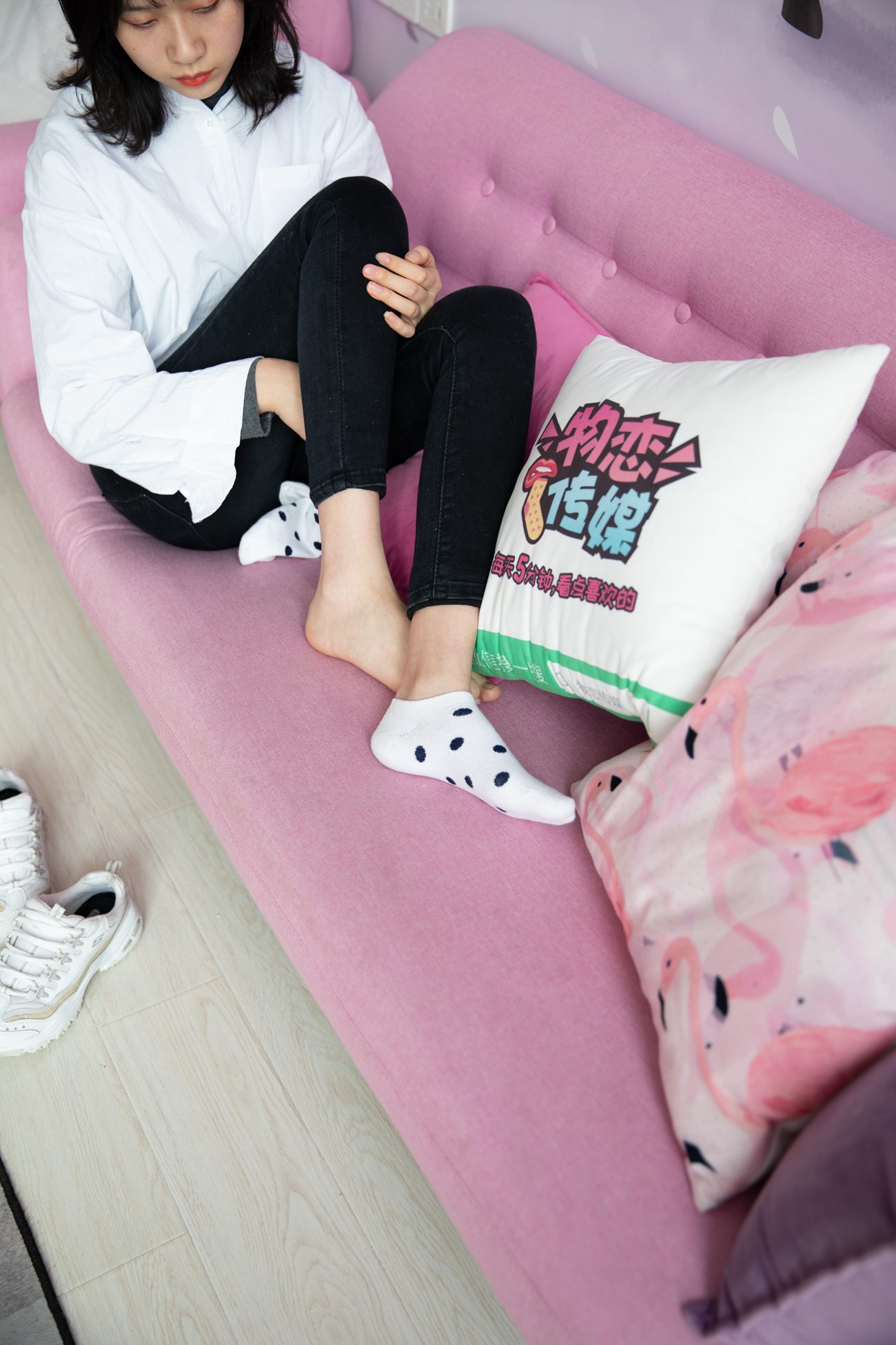 图片[184]-勿恋传媒 No.125 落落-实力演绎东北妹字的冬天 [218P] – 速更版-美库