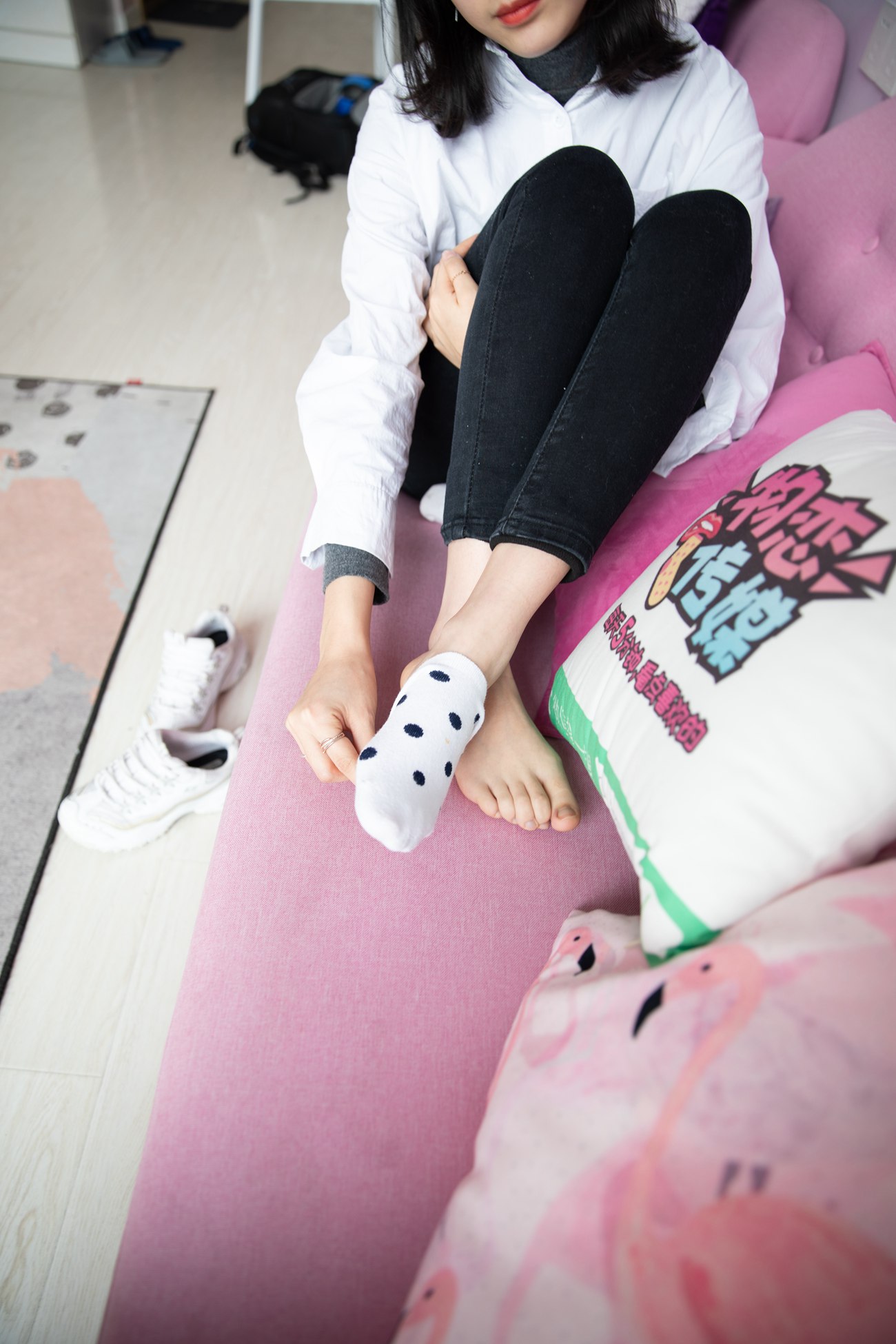 图片[192]-勿恋传媒 No.125 落落-实力演绎东北妹字的冬天 [218P] – 速更版-美库