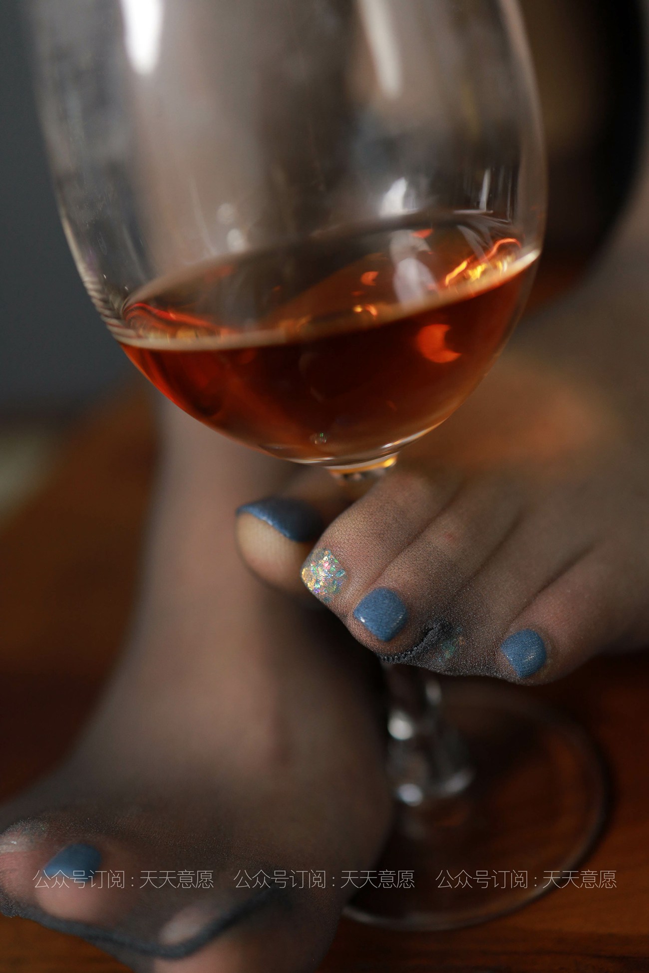 图片[39]-[IESS异思趣向] 耽丝 20210630 可可的黑丝吊带裙 [84P] – 速更版-美库