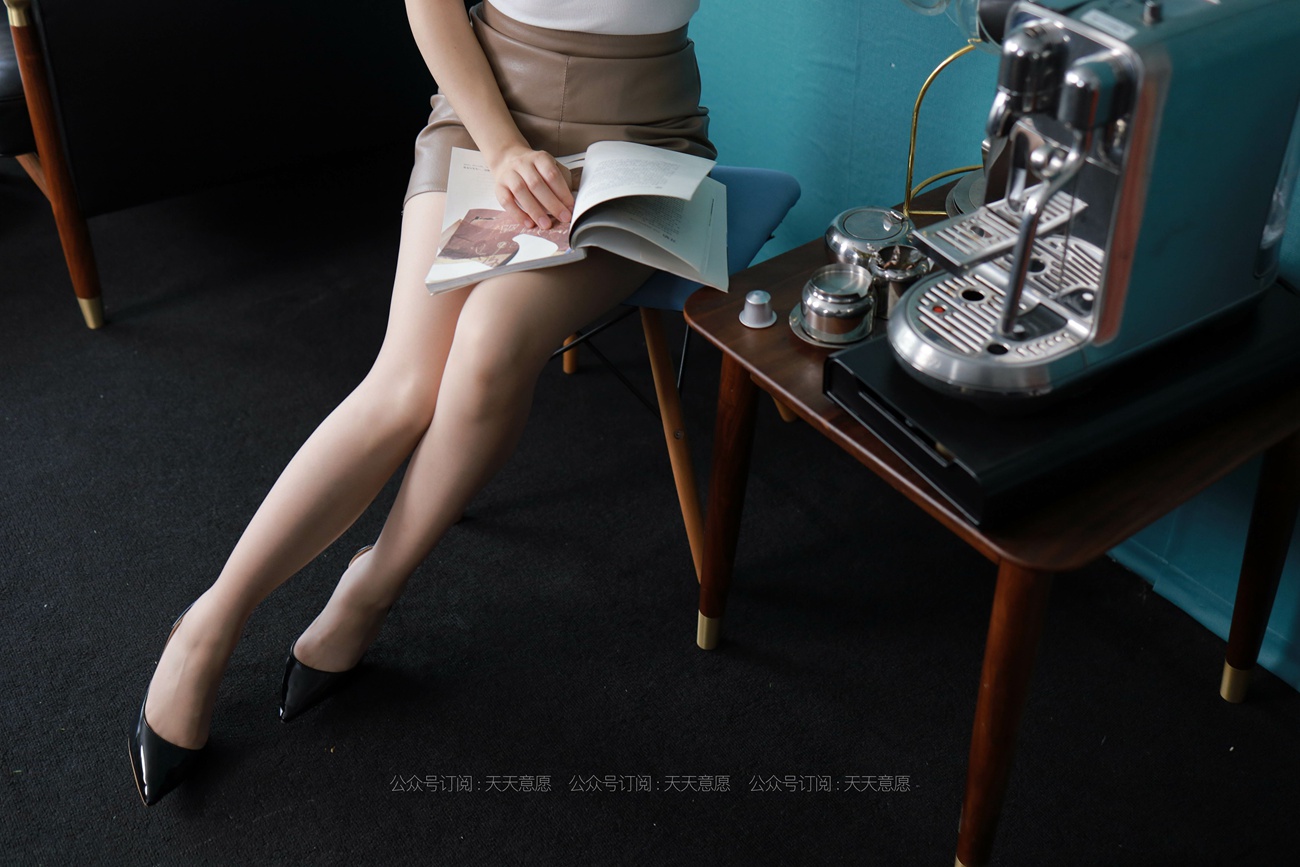 图片[11]-[IESS异思趣向] 耽丝 20210702 认真看书学习的小婕 [90P] – 速更版-美库