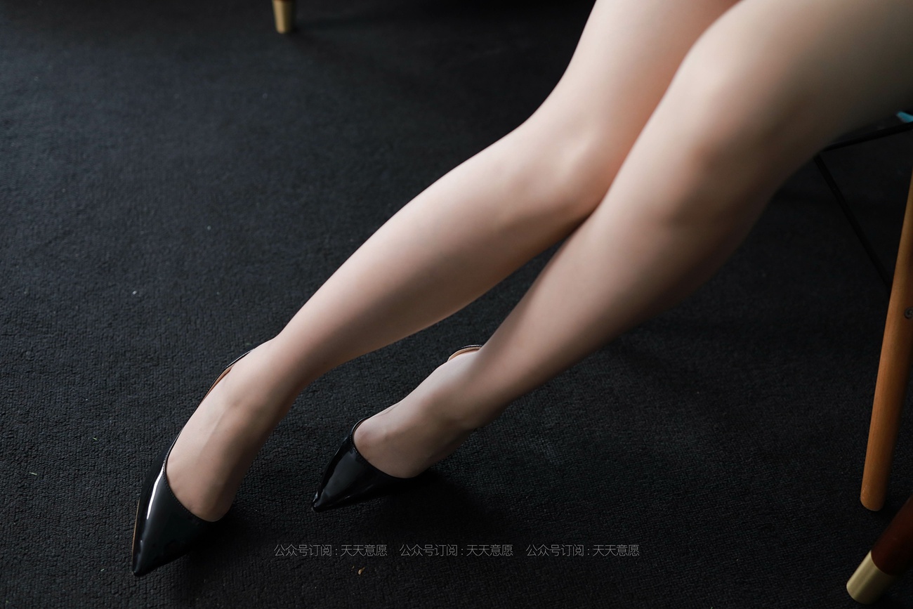 图片[12]-[IESS异思趣向] 耽丝 20210702 认真看书学习的小婕 [90P] – 速更版-美库