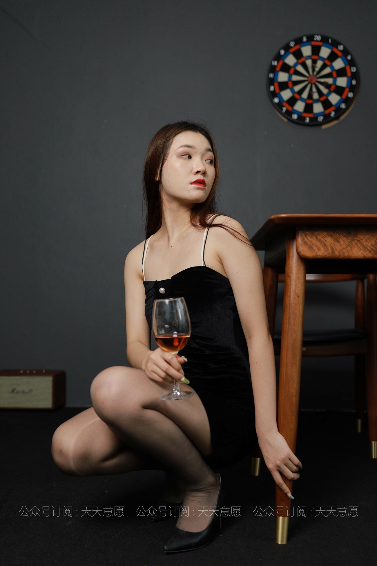 图片[46]-[IESS异思趣向] 耽丝 20210630 可可的黑丝吊带裙 [84P] – 速更版-美库