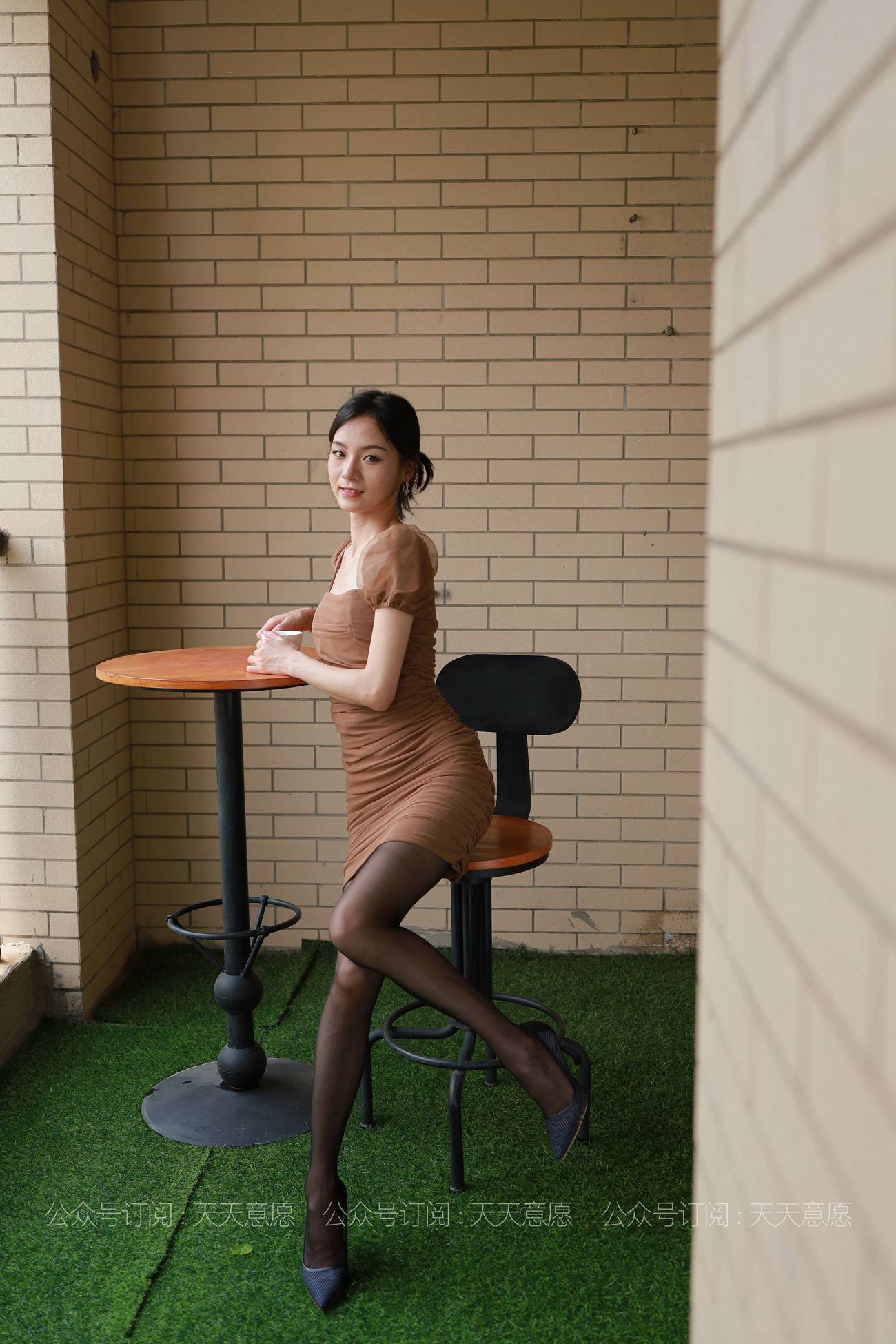 图片[38]-[IESS异思趣向] 耽丝 20210704 小六在阳台喝丝袜奶茶 [91P] – 速更版-美库