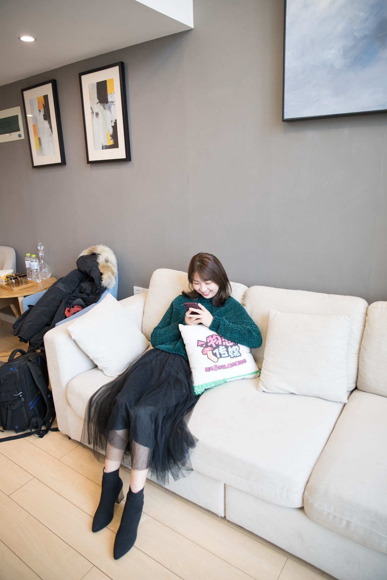 图片[24]-勿恋传媒 No.127 米莱-温暖的，毛衣纱裙袜子靴 [162P] – 速更版-美库