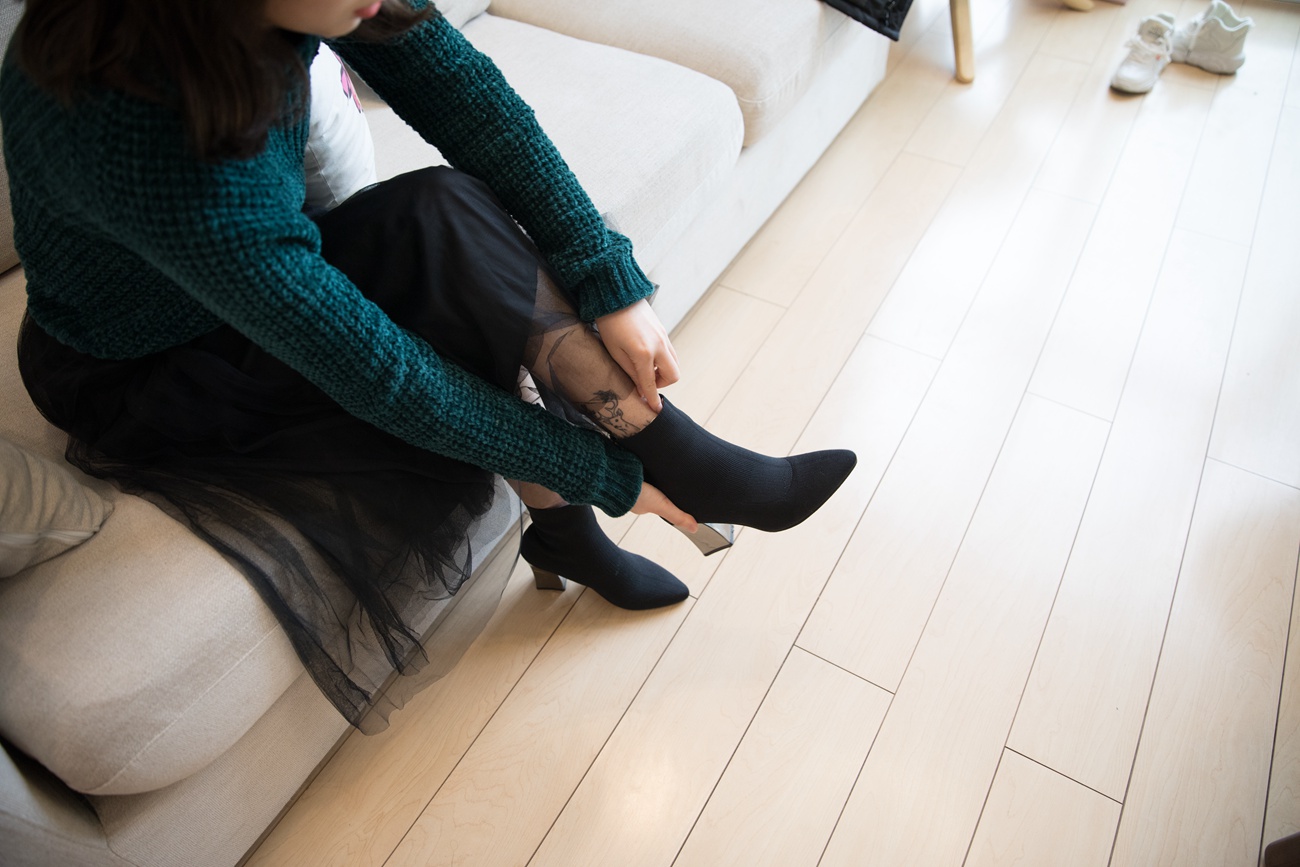 图片[26]-勿恋传媒 No.127 米莱-温暖的，毛衣纱裙袜子靴 [162P] – 速更版-美库