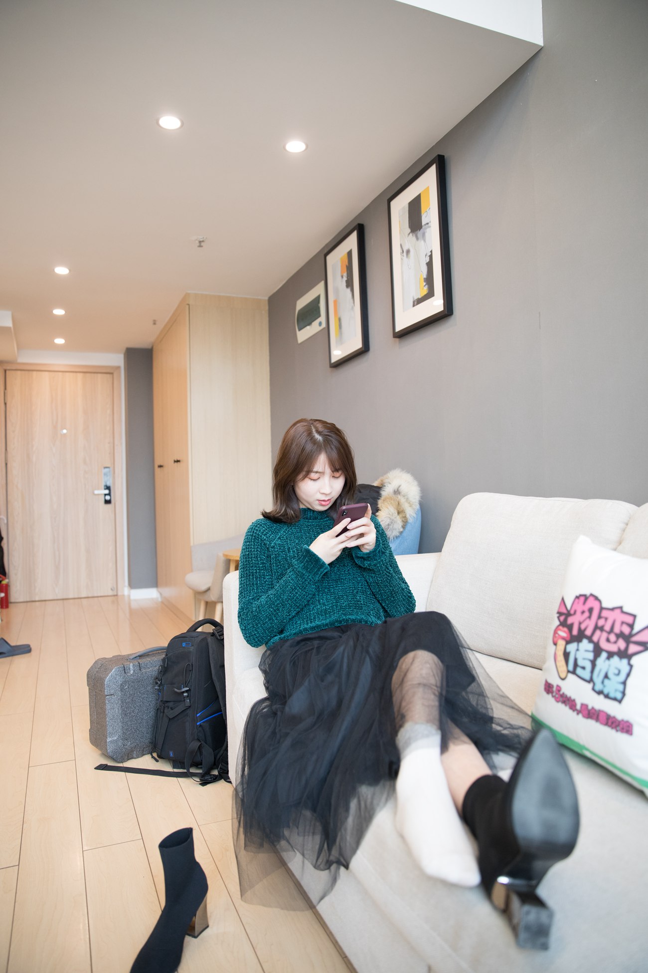 图片[34]-勿恋传媒 No.127 米莱-温暖的，毛衣纱裙袜子靴 [162P] – 速更版-美库