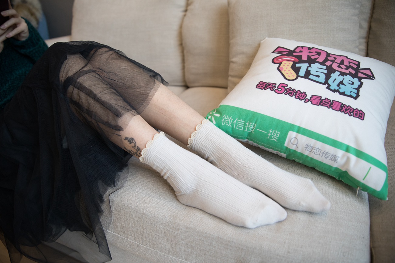 图片[68]-勿恋传媒 No.127 米莱-温暖的，毛衣纱裙袜子靴 [162P] – 速更版-美库