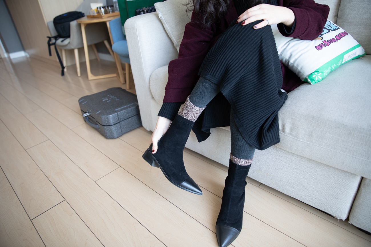 图片[33]-勿恋传媒 No.129 佳琪-渣女大波浪？no,no,no [157P] – 速更版-美库