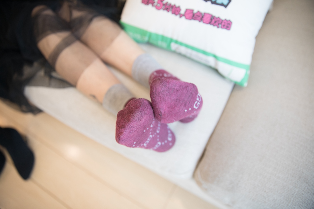 图片[138]-勿恋传媒 No.127 米莱-温暖的，毛衣纱裙袜子靴 [162P] – 速更版-美库