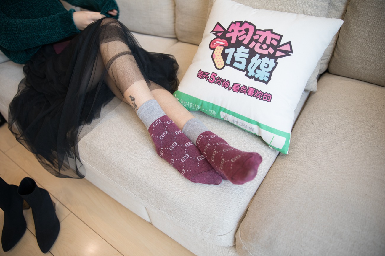 图片[144]-勿恋传媒 No.127 米莱-温暖的，毛衣纱裙袜子靴 [162P] – 速更版-美库