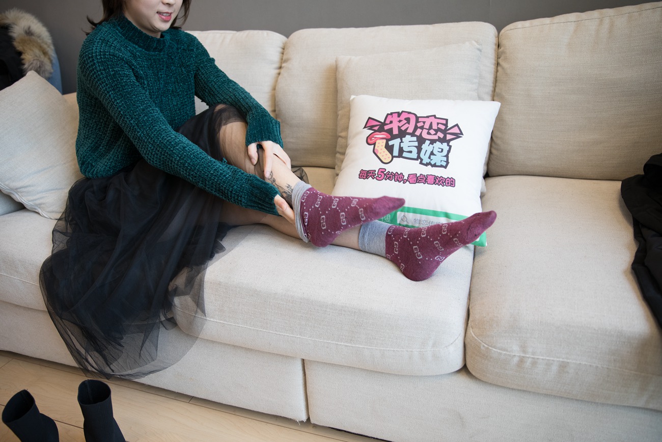 图片[147]-勿恋传媒 No.127 米莱-温暖的，毛衣纱裙袜子靴 [162P] – 速更版-美库