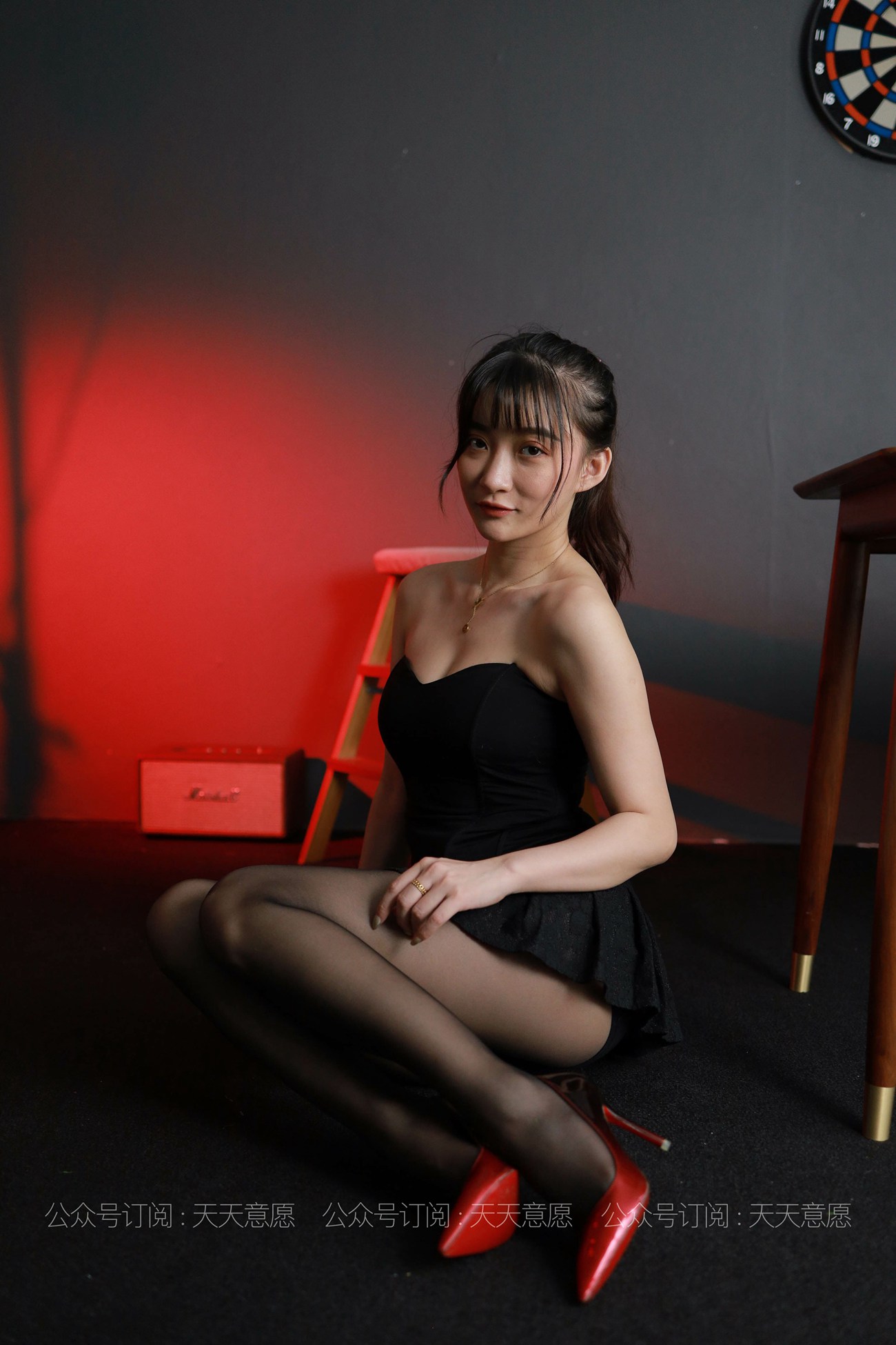 图片[33]-[IESS异思趣向] 耽丝 210528 秋秋的红色诱惑 [90P] – 速更版-美库