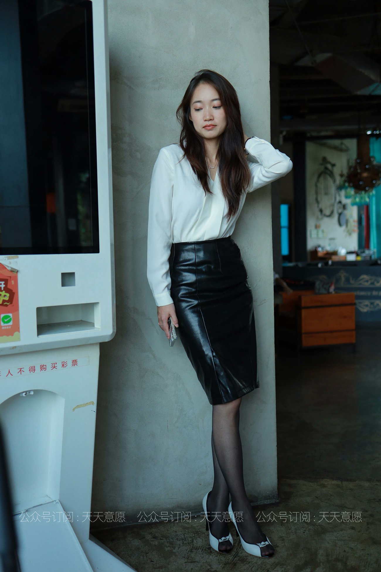 图片[78]-[IESS异思趣向] 耽丝 210526 小高的黑色皮短裙 [82P] – 速更版-美库