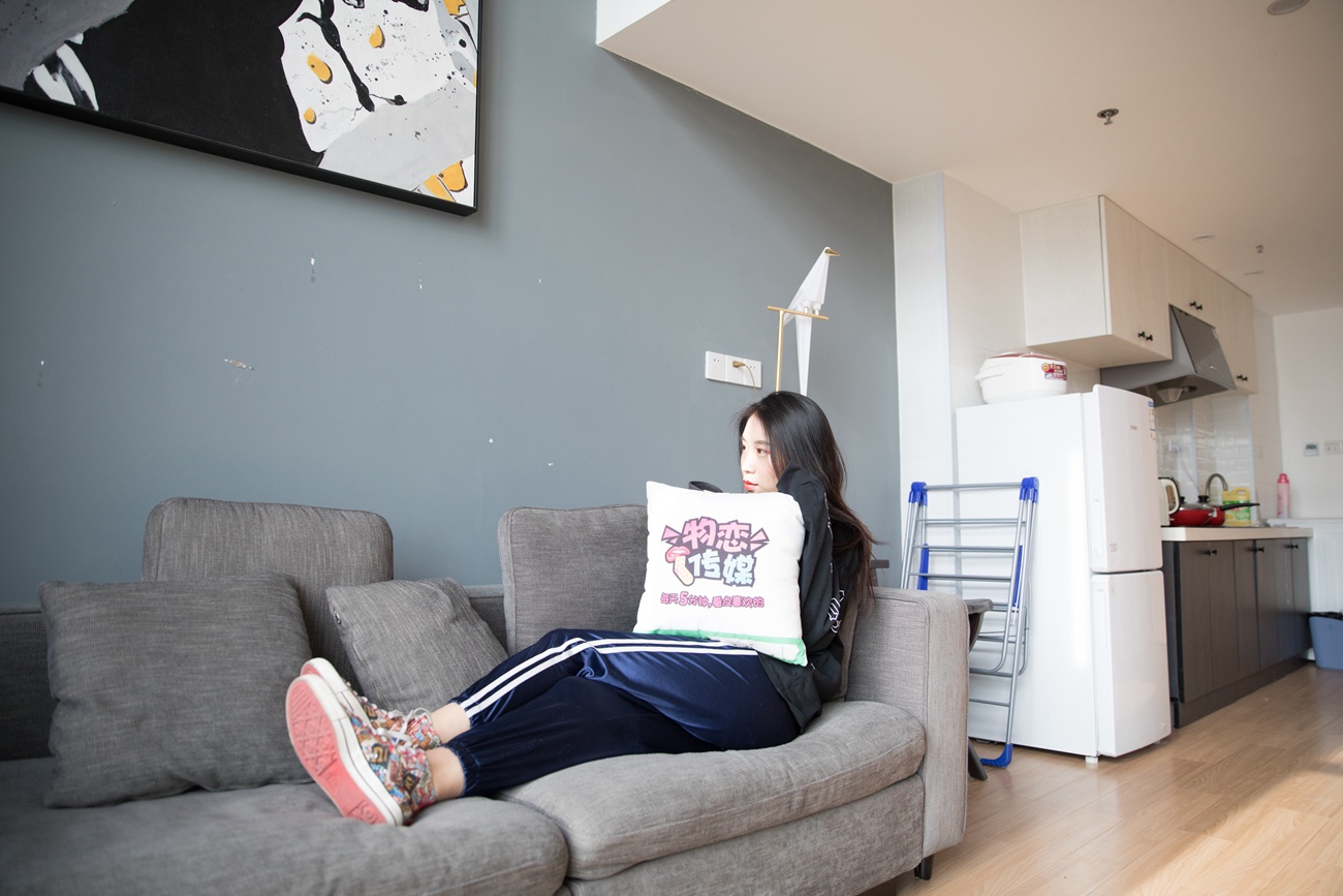 图片[13]-勿恋传媒 No.130 璐璐-花团锦簇帆布鞋之美 [177P] – 速更版-美库